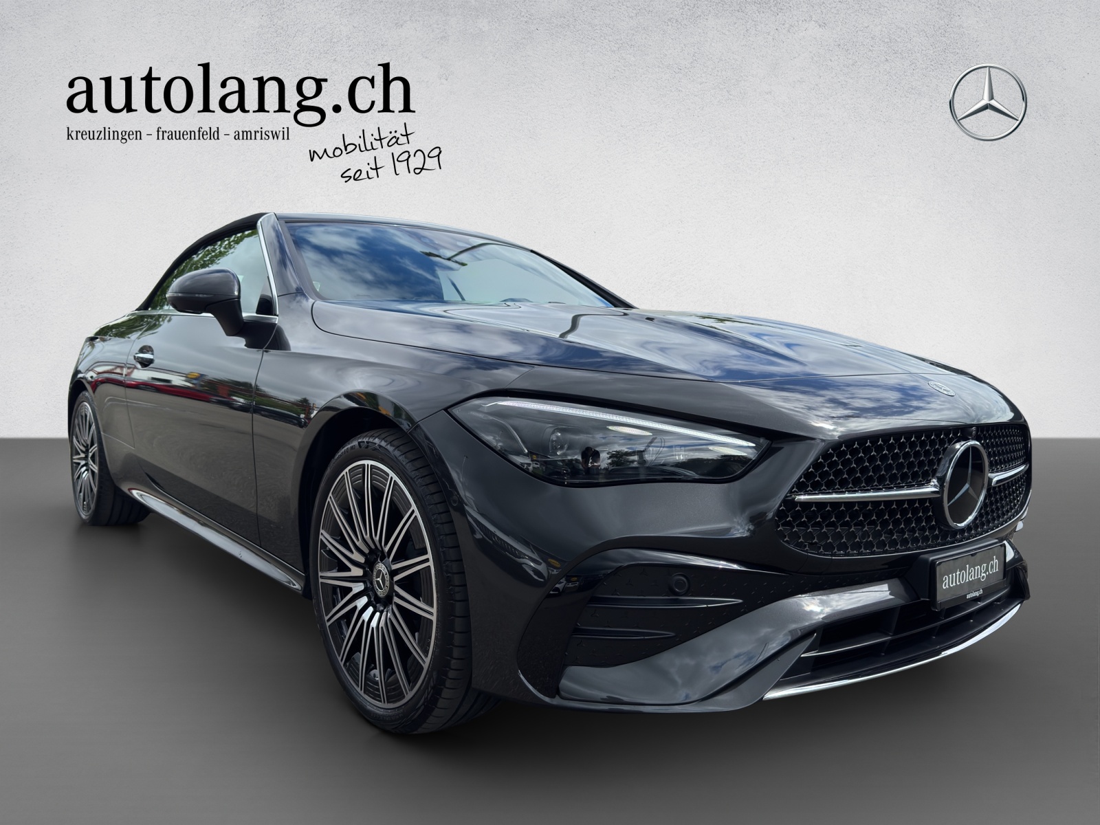 MERCEDES-BENZ CLE 300 AMG Line 4Matic Cabriolet-image-5