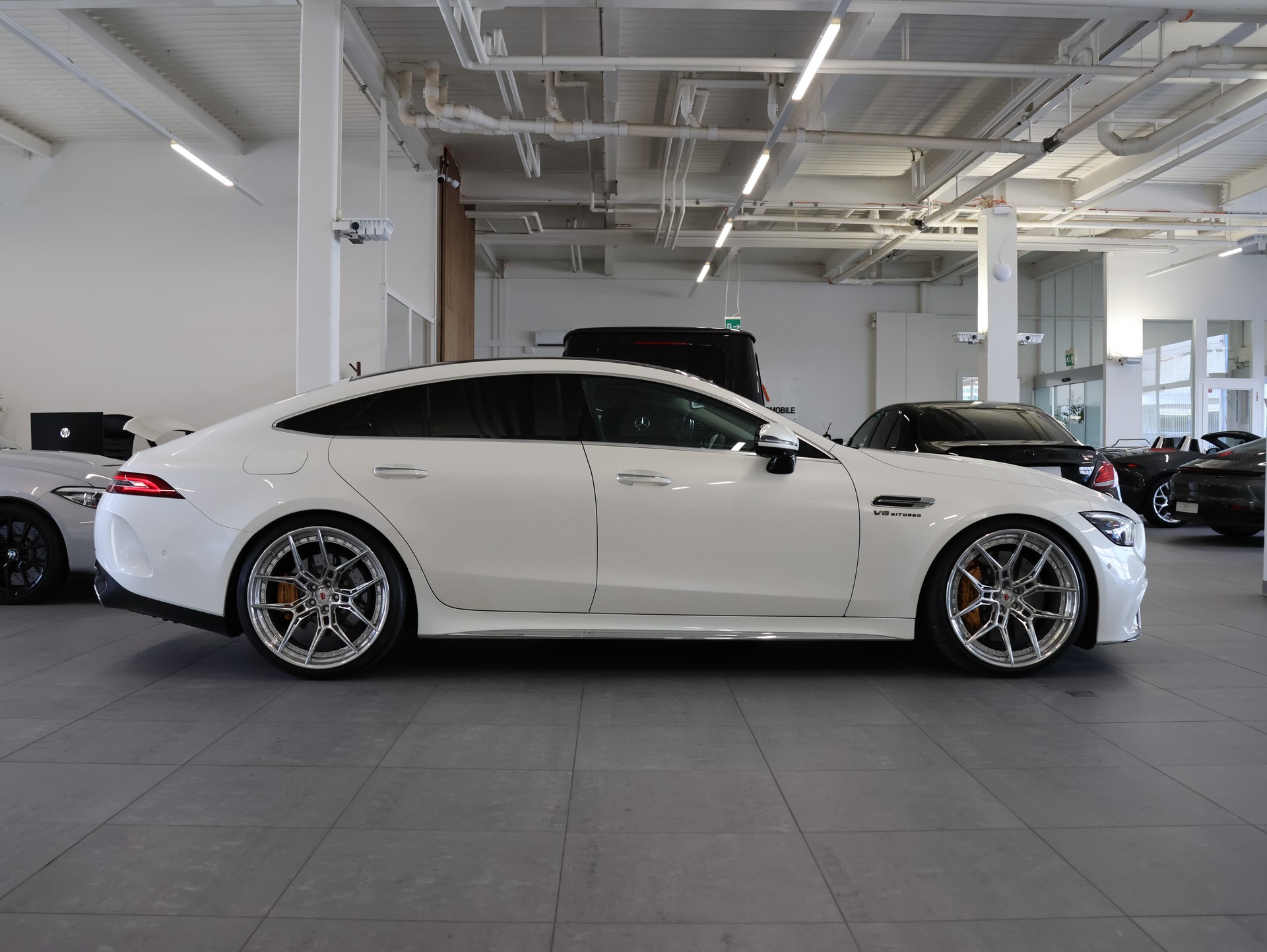 MERCEDES-BENZ Mercedes-Benz AMG GT63 S 4M *Vossen Felgen 22 Zoll* Burmester* *Rückfahrkamera*-image-6