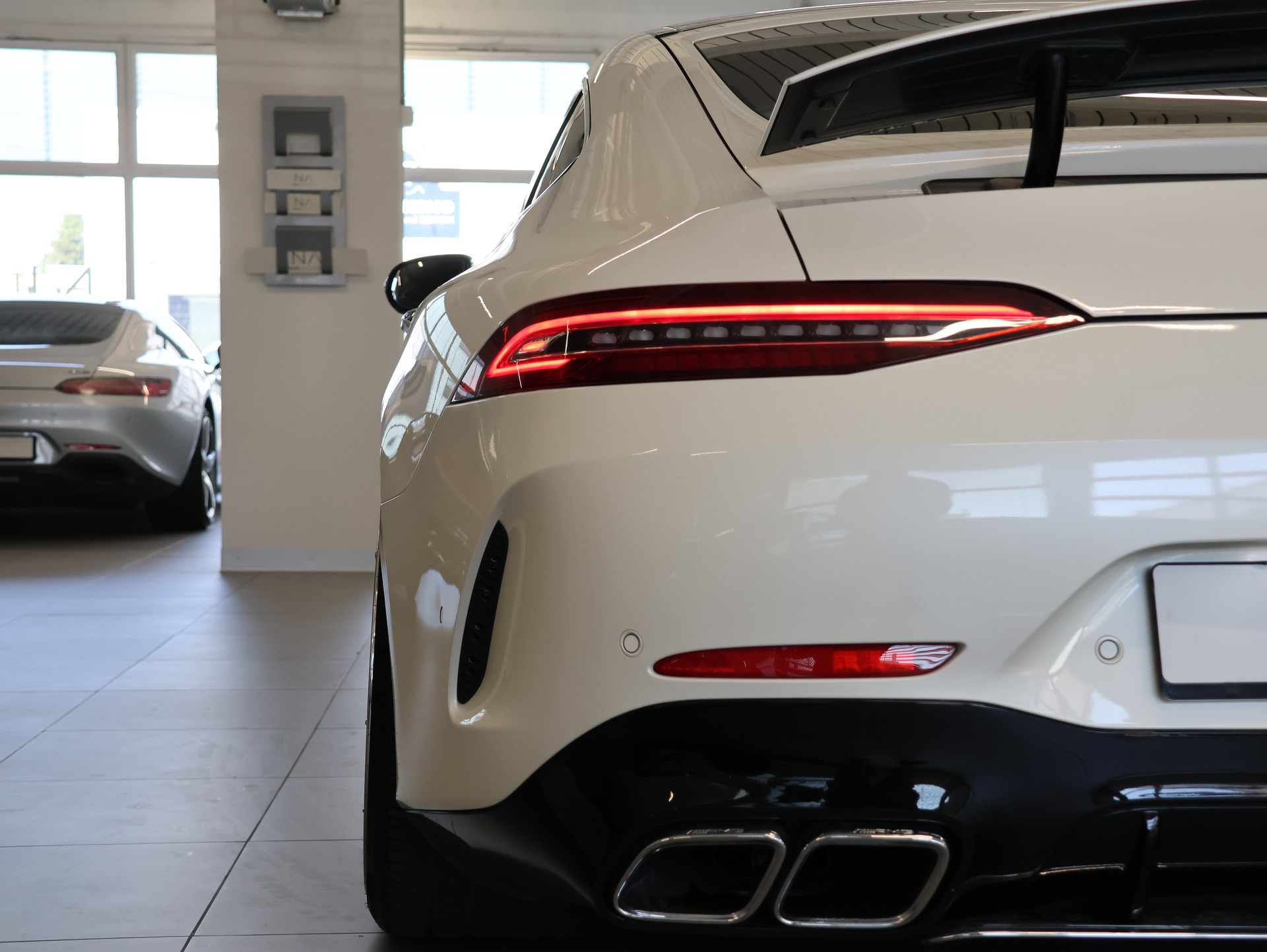 MERCEDES-BENZ Mercedes-Benz AMG GT63 S 4M *Vossen Felgen 22 Zoll* Burmester* *Rückfahrkamera*-image-10