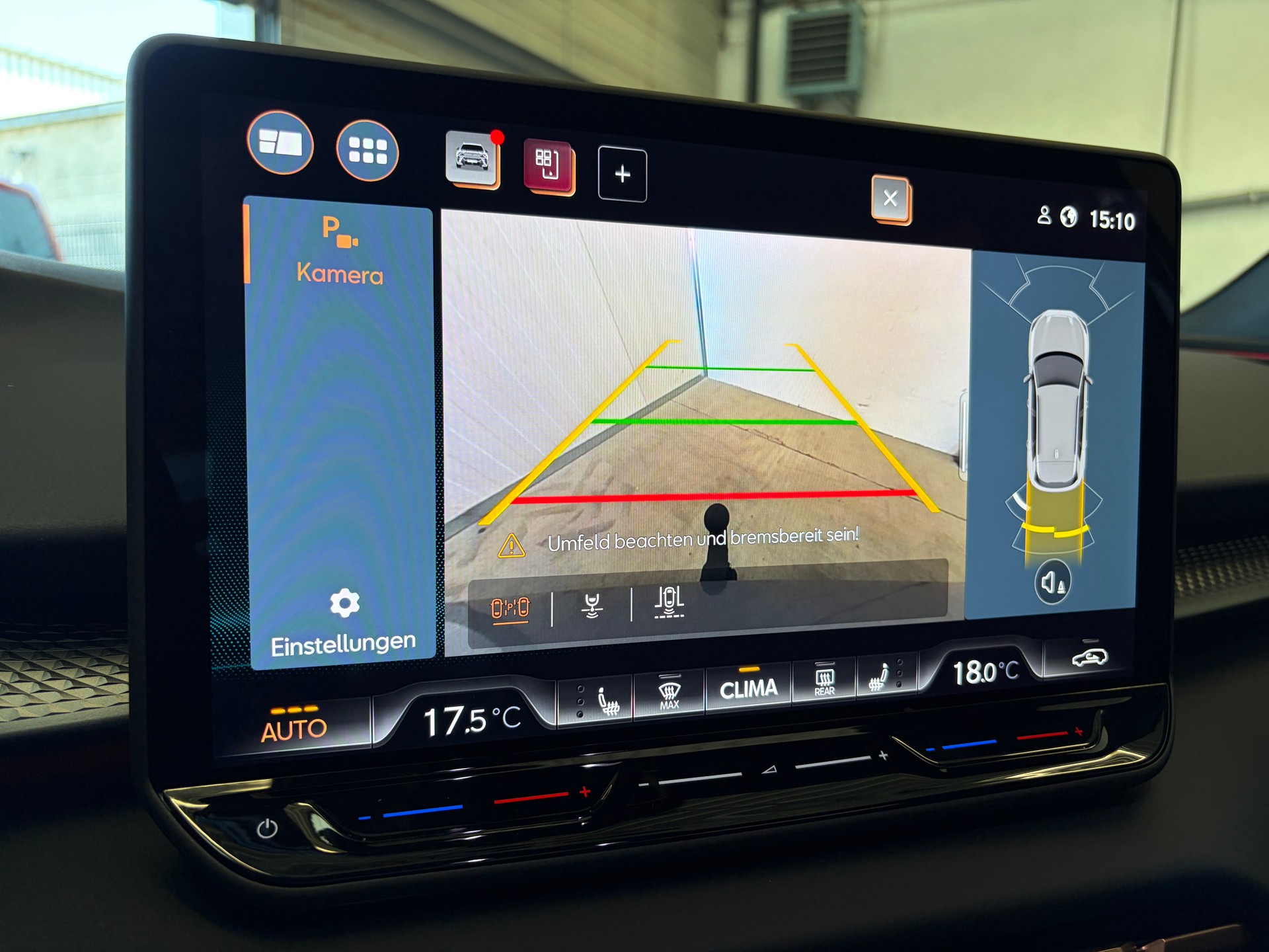 CUPRA Terramar 1.5 eTSI DSG PANORAMA HEAD-UP AHK-image-18