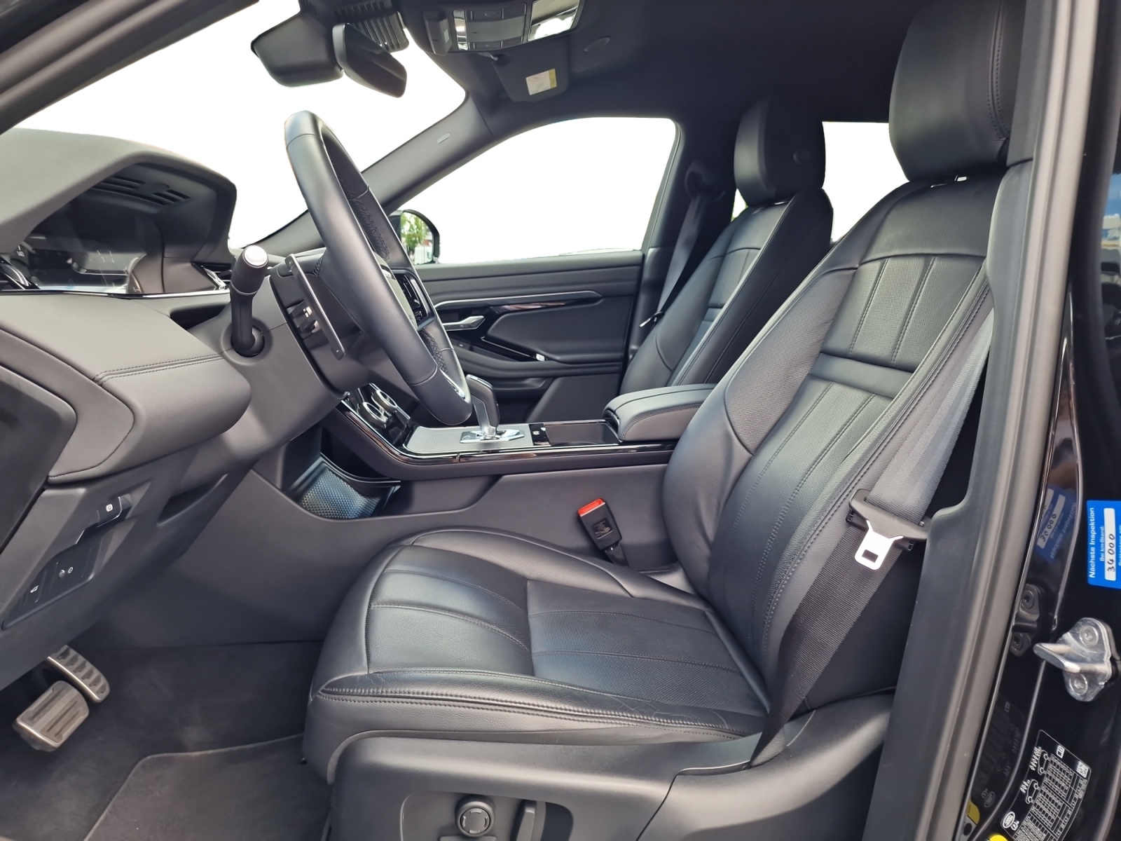LAND ROVER Range Rover Evoque R-Dynamic P 200 SE BLACK EDITION-image-13