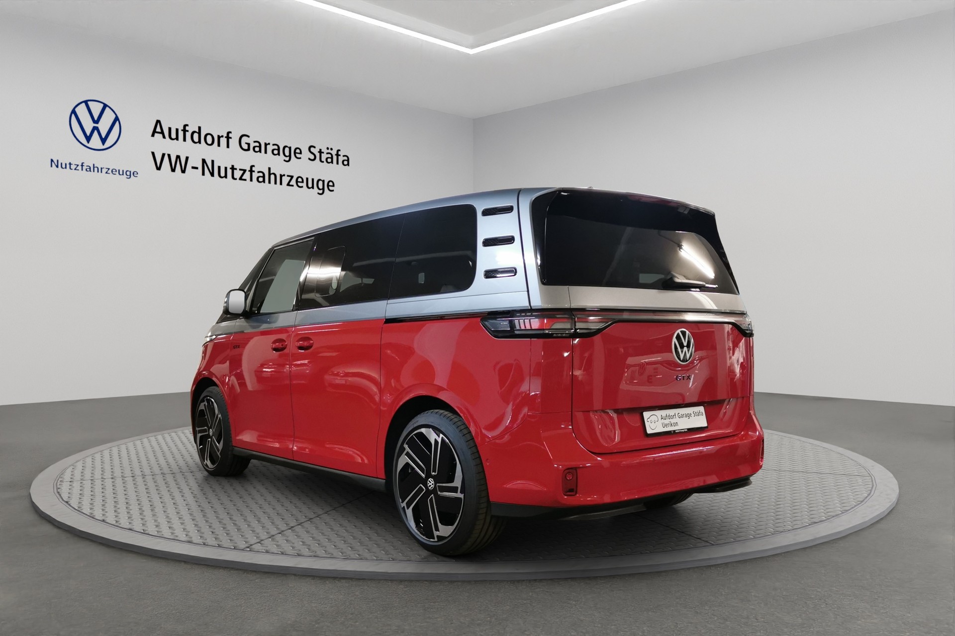 VW ID.Buzz NWB GTX 4 Motion-image-2