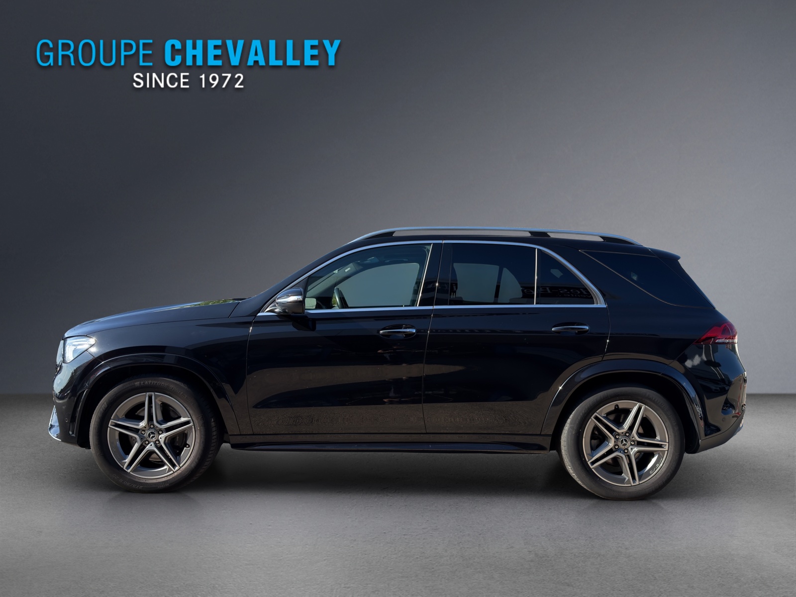 MERCEDES-BENZ GLE 300 d 4Matic 9G-Tronic-showroom-element-2