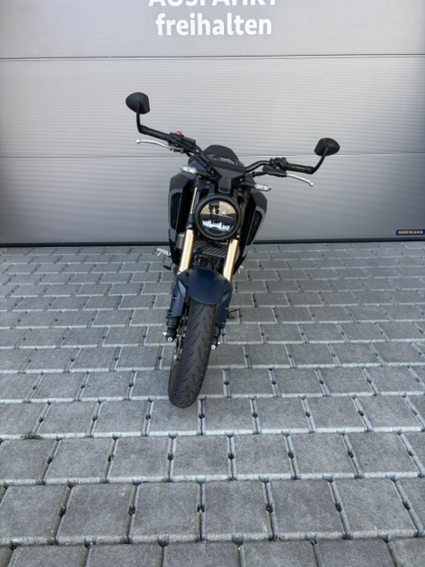 HONDA CB 125 R-image-1