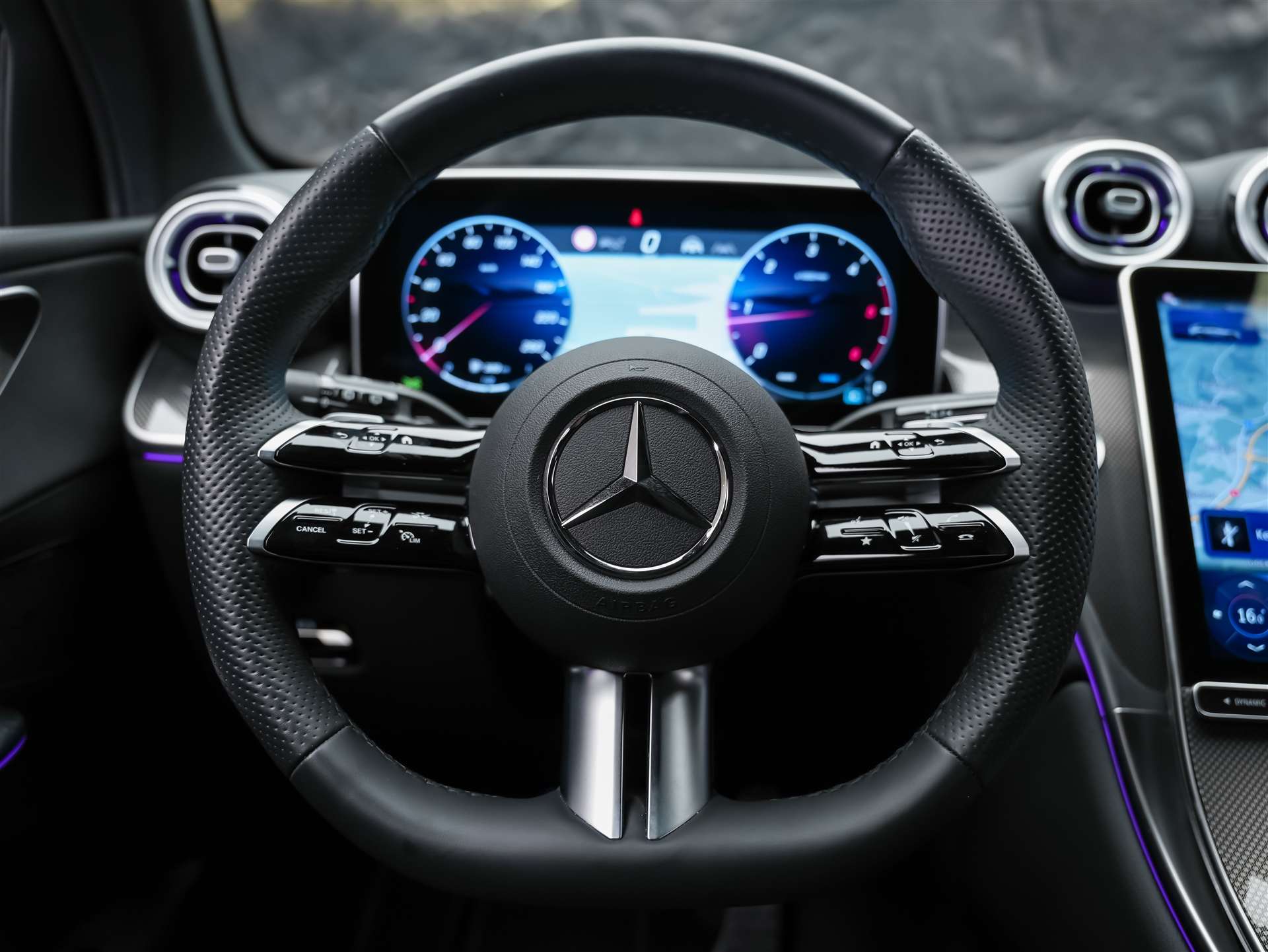 MERCEDES-BENZ GLC 220 d 4Matic 9G-Tronic *Digital Light*Abstandsregler*21" Felgen*360° Kamera*-image-24