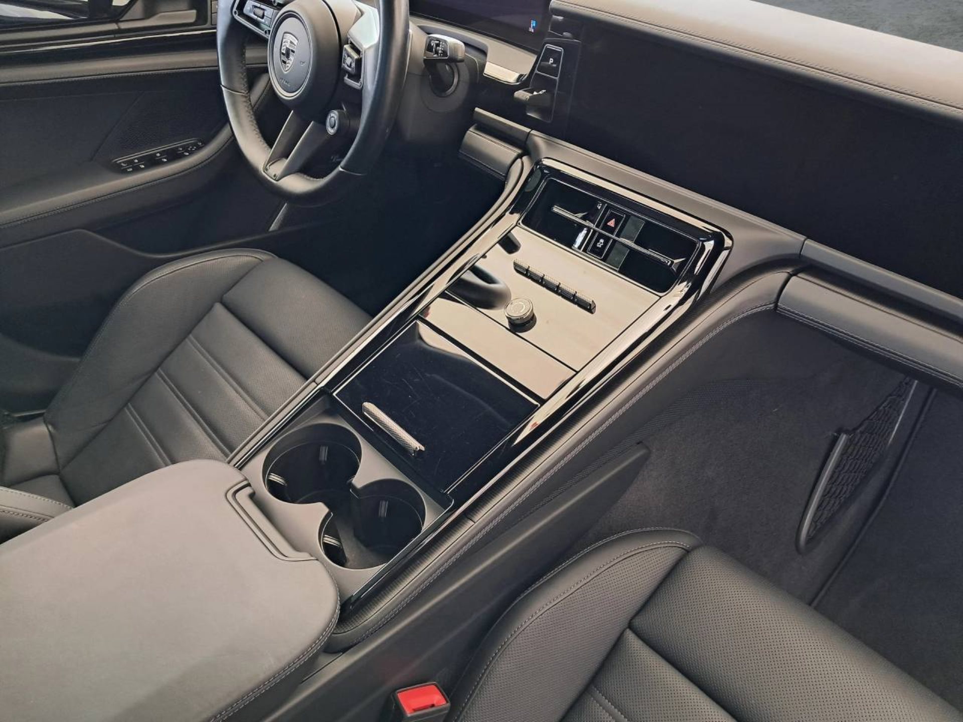 PORSCHE Panamera Turbo E-Hybrid-image-19