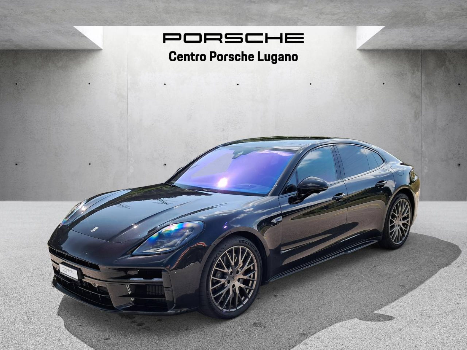 PORSCHE Panamera Turbo E-Hybrid-image-8