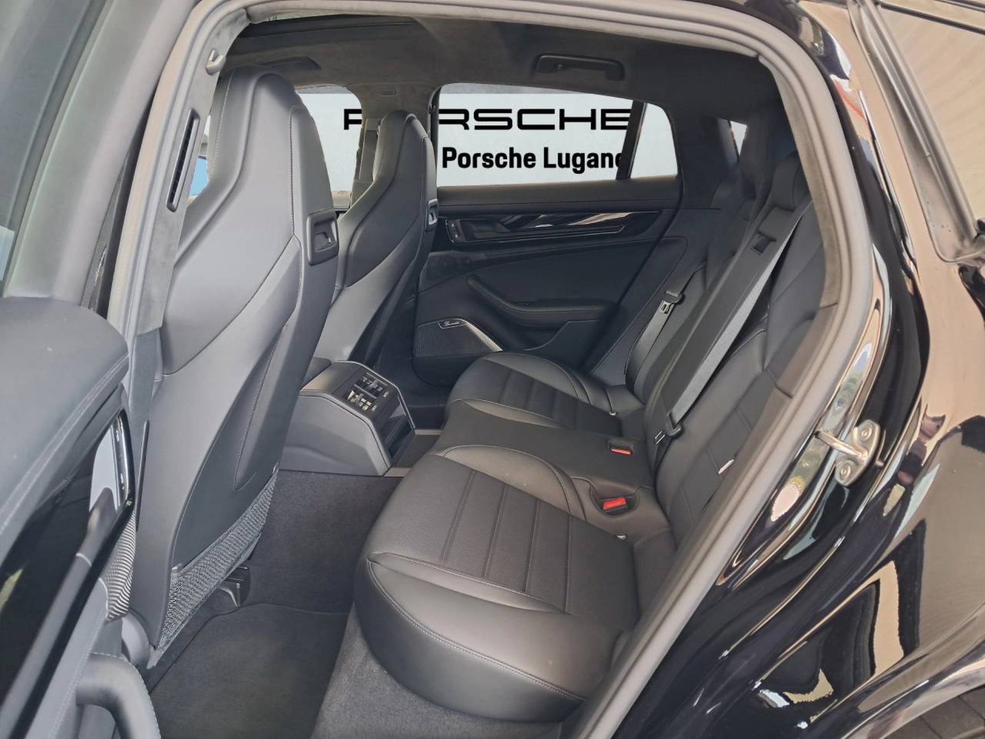 PORSCHE Panamera Turbo E-Hybrid-image-16