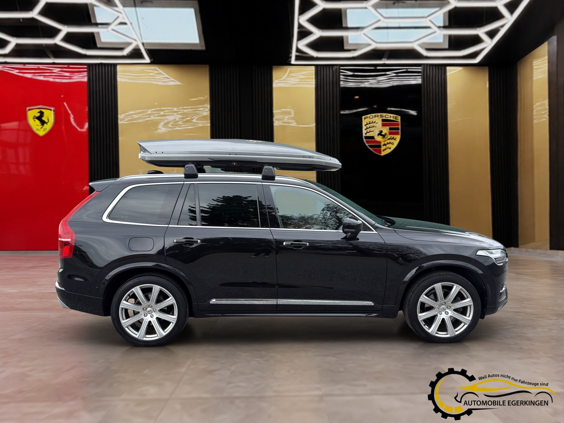VOLVO XC90 2.0 D5 First Ed. 7P. AWD-showroom-element-3