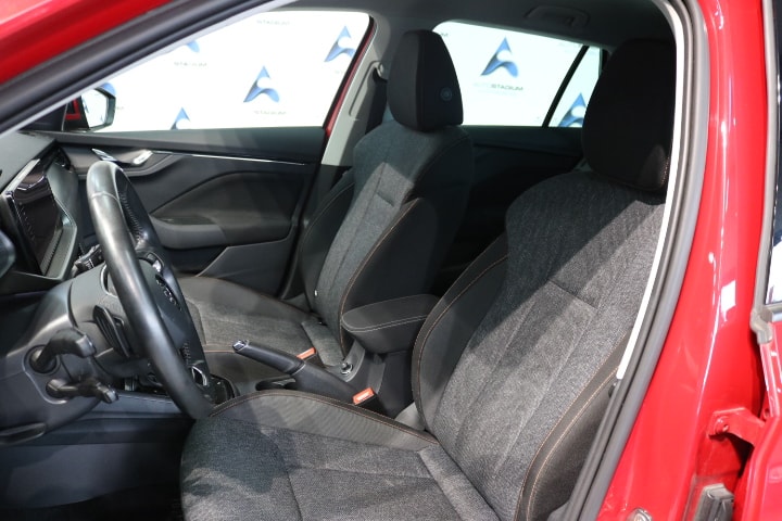 SKODA Kamiq 1.0 TSI Clever DSG-image-24