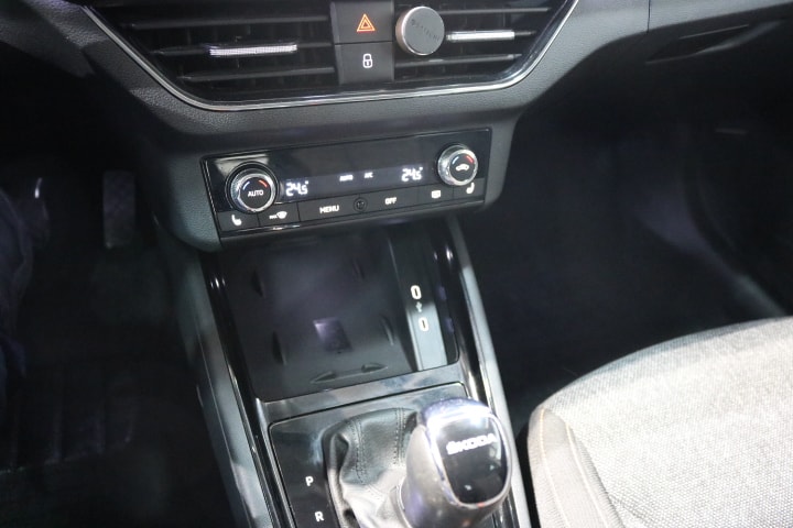 SKODA Kamiq 1.0 TSI Clever DSG-image-28