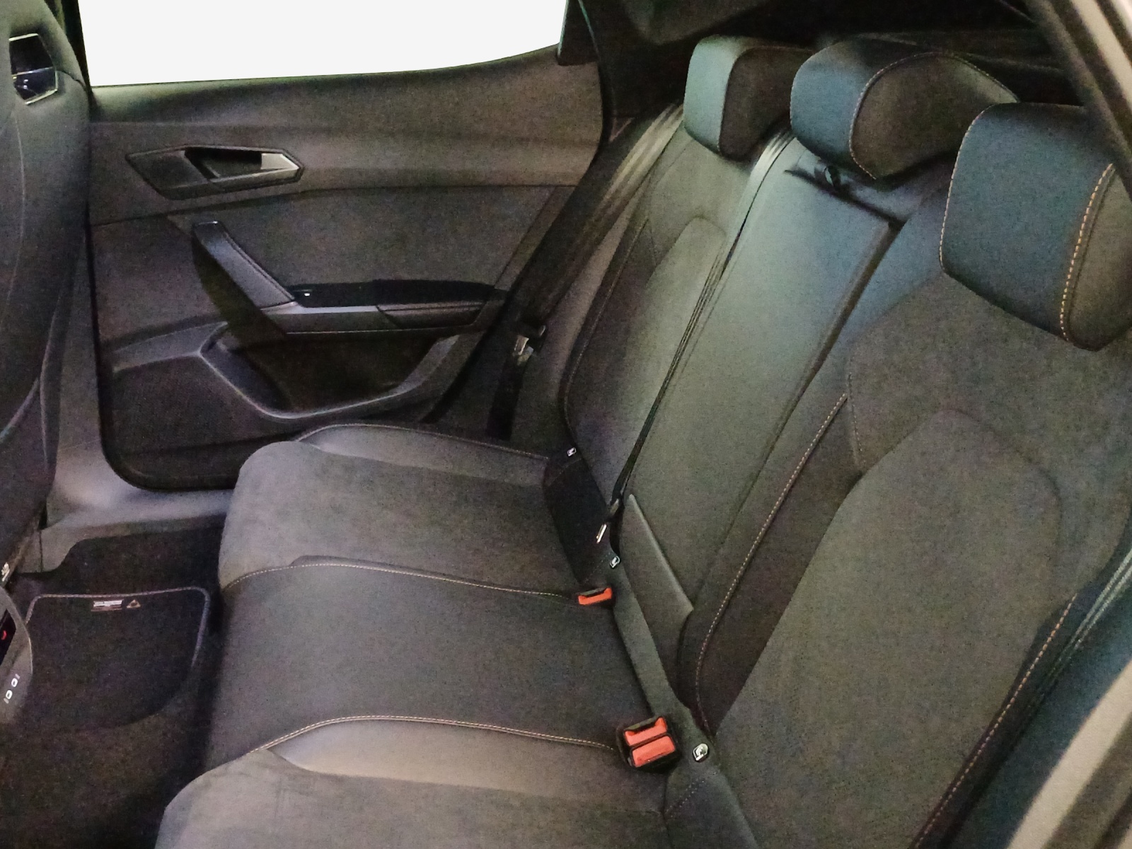CUPRA Formentor 2.0TSI 4Drive DSG-image-11