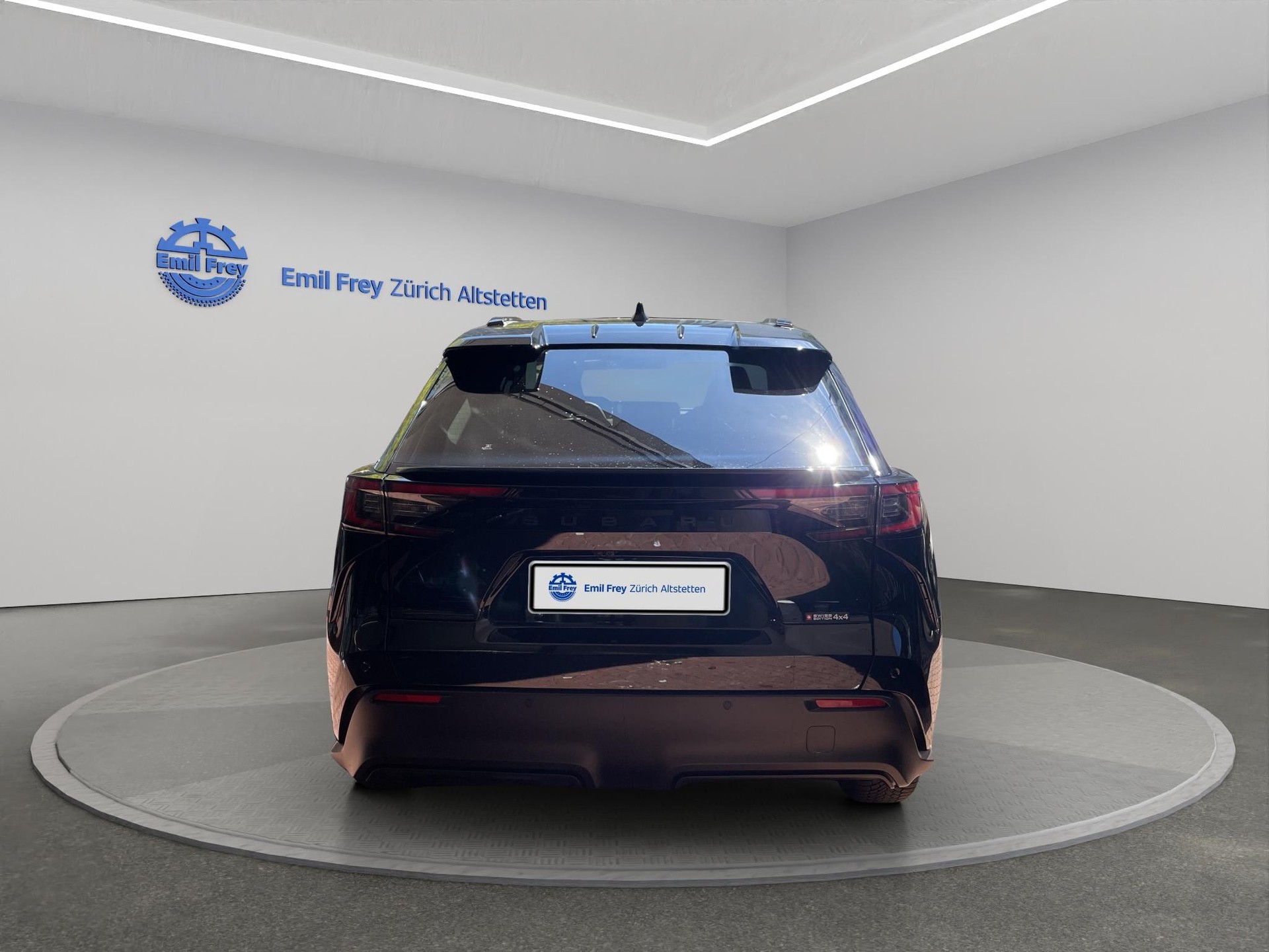 SUBARU Solterra eV Luxury AWD-image-4