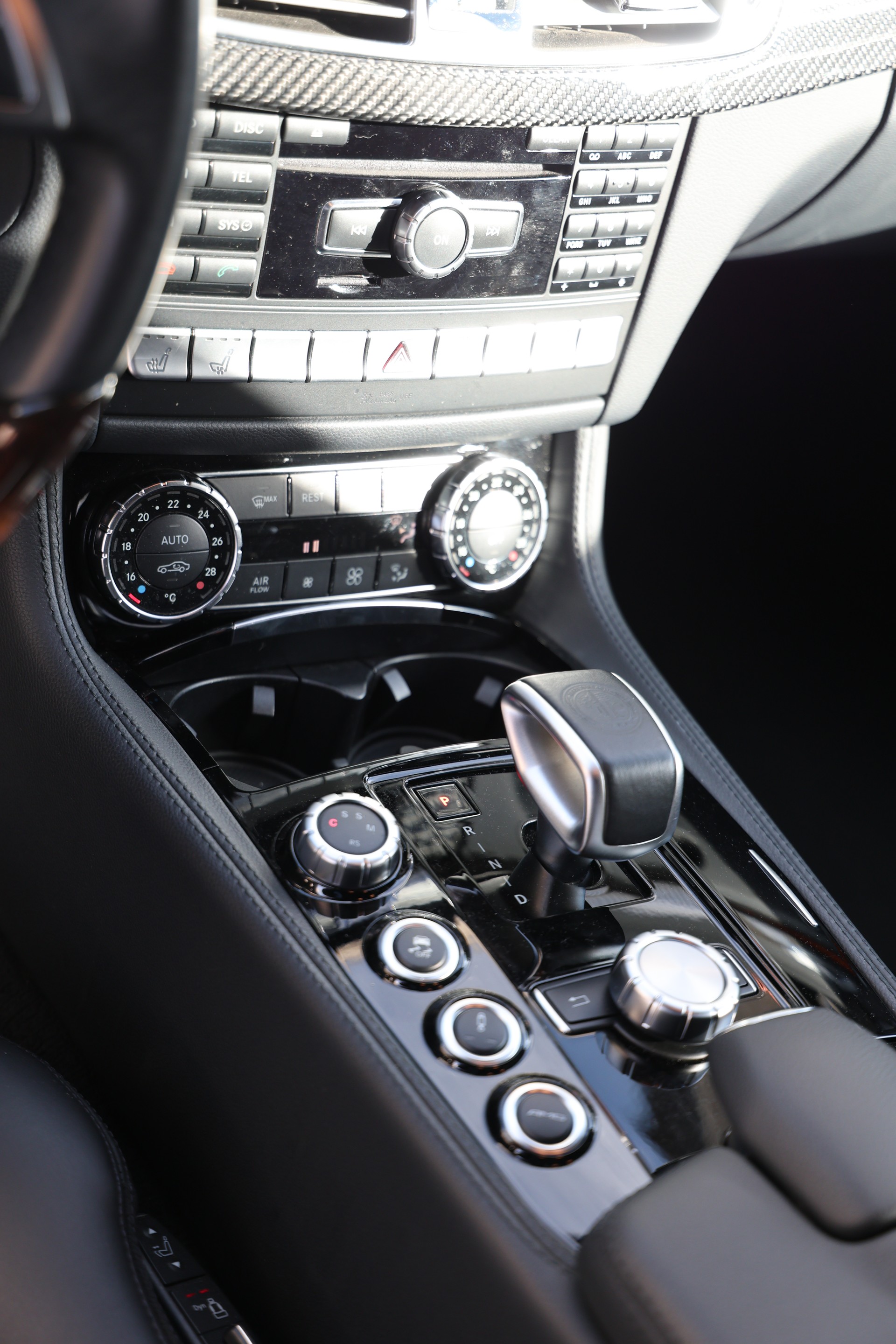 MERCEDES-BENZ CLS 63 AMG-image-10