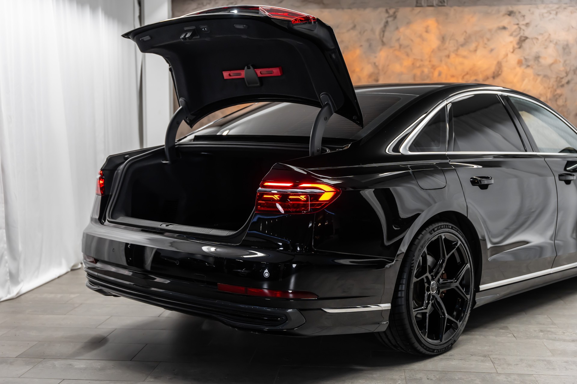 AUDI A8 50 TDI quattro tiptronic *Facelift*HD-Matrix*21"RS*Werksgarantie*-image-8