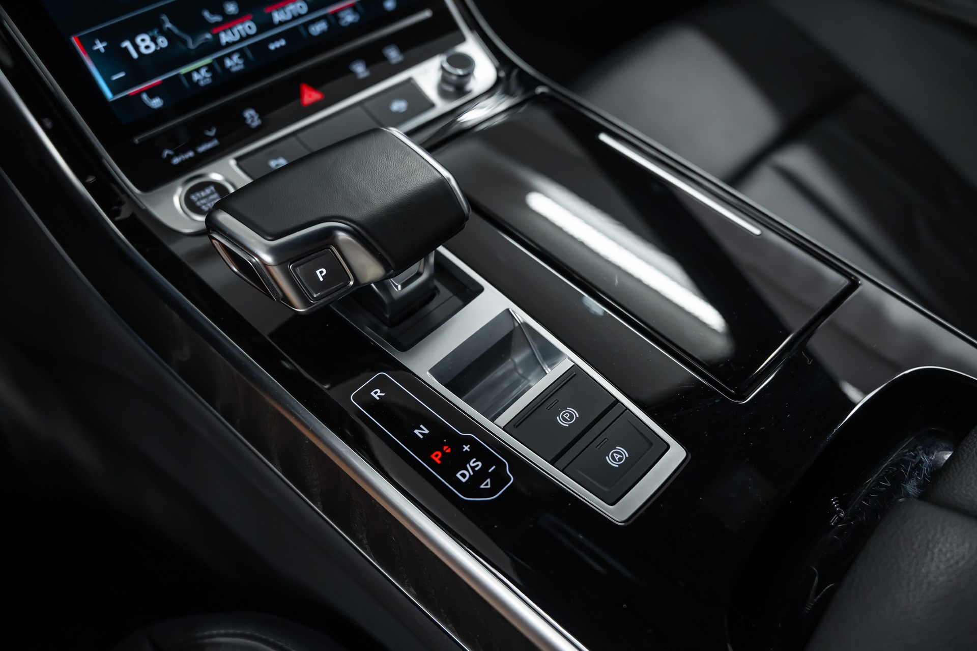 AUDI A8 50 TDI quattro tiptronic *Facelift*HD-Matrix*21"RS*Werksgarantie*-image-25