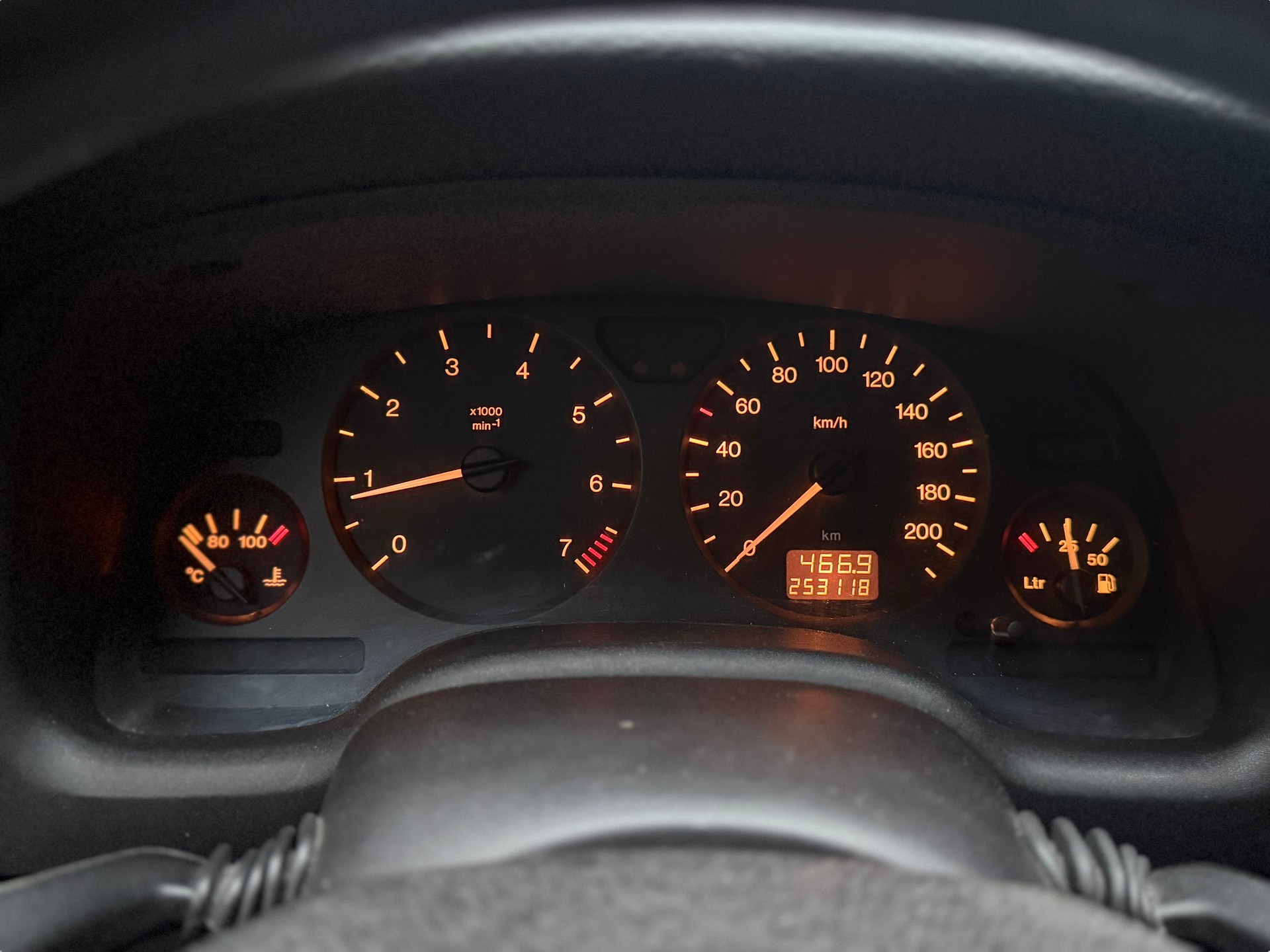 OPEL Astra 1.4i 16V Club-image-14