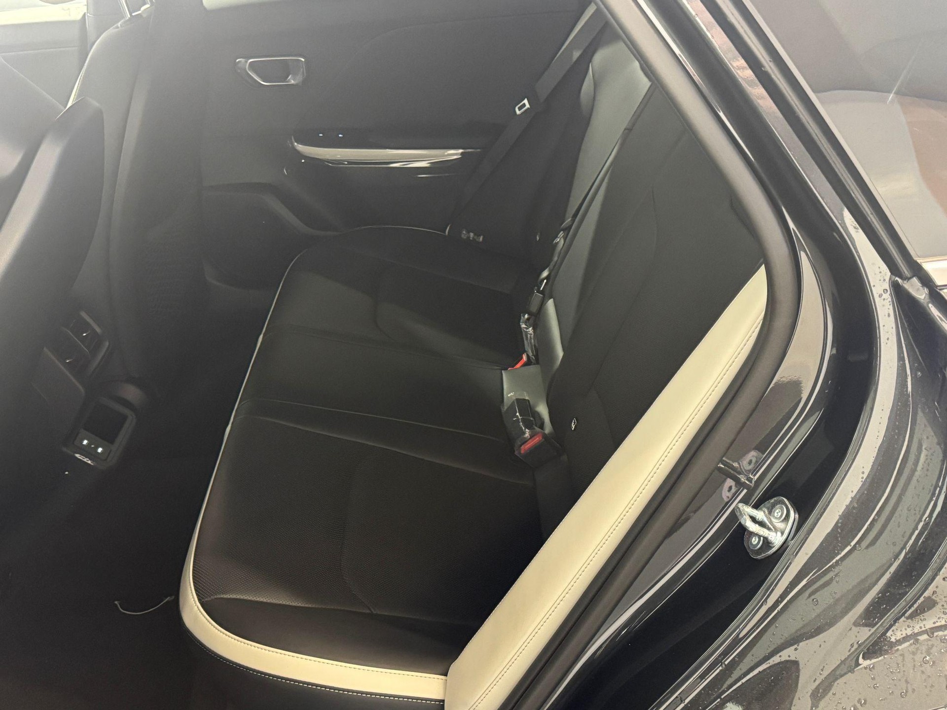 KIA K4 1.6 T-GDi GT-Line-showroom-element-3