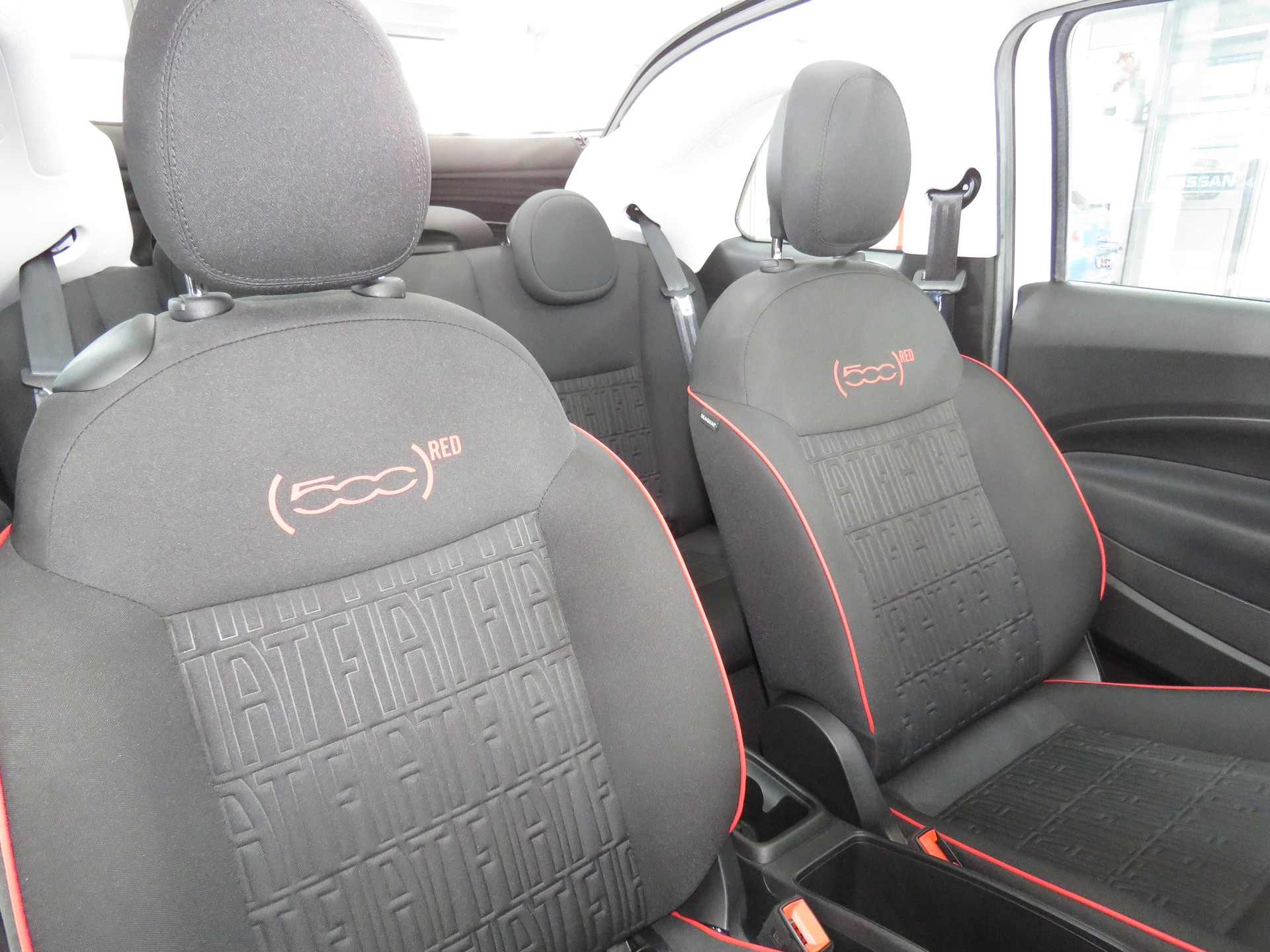 FIAT 500 C electric 87 kW Swiss Edition (Automat) (RW 298 km)-image-13