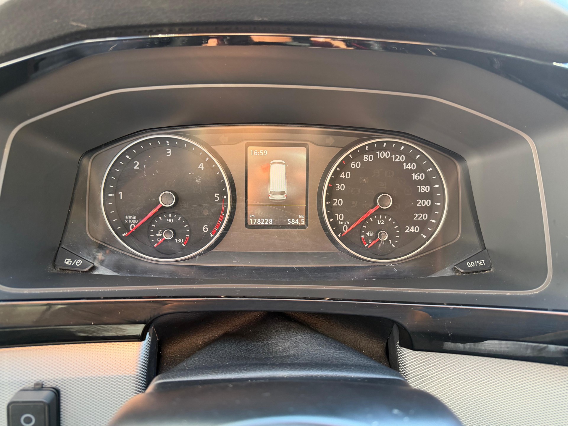 VW T6 Multivan 2.0 Bi-TDI Highline Liberty 4Mot. DSG-image-10