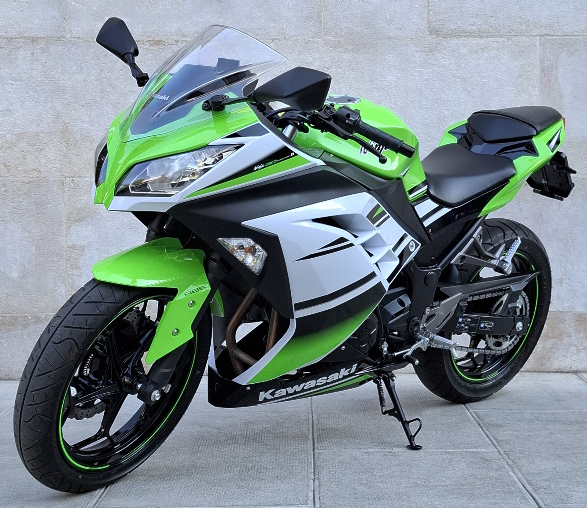 KAWASAKI Ninja 300 ABS-image-3