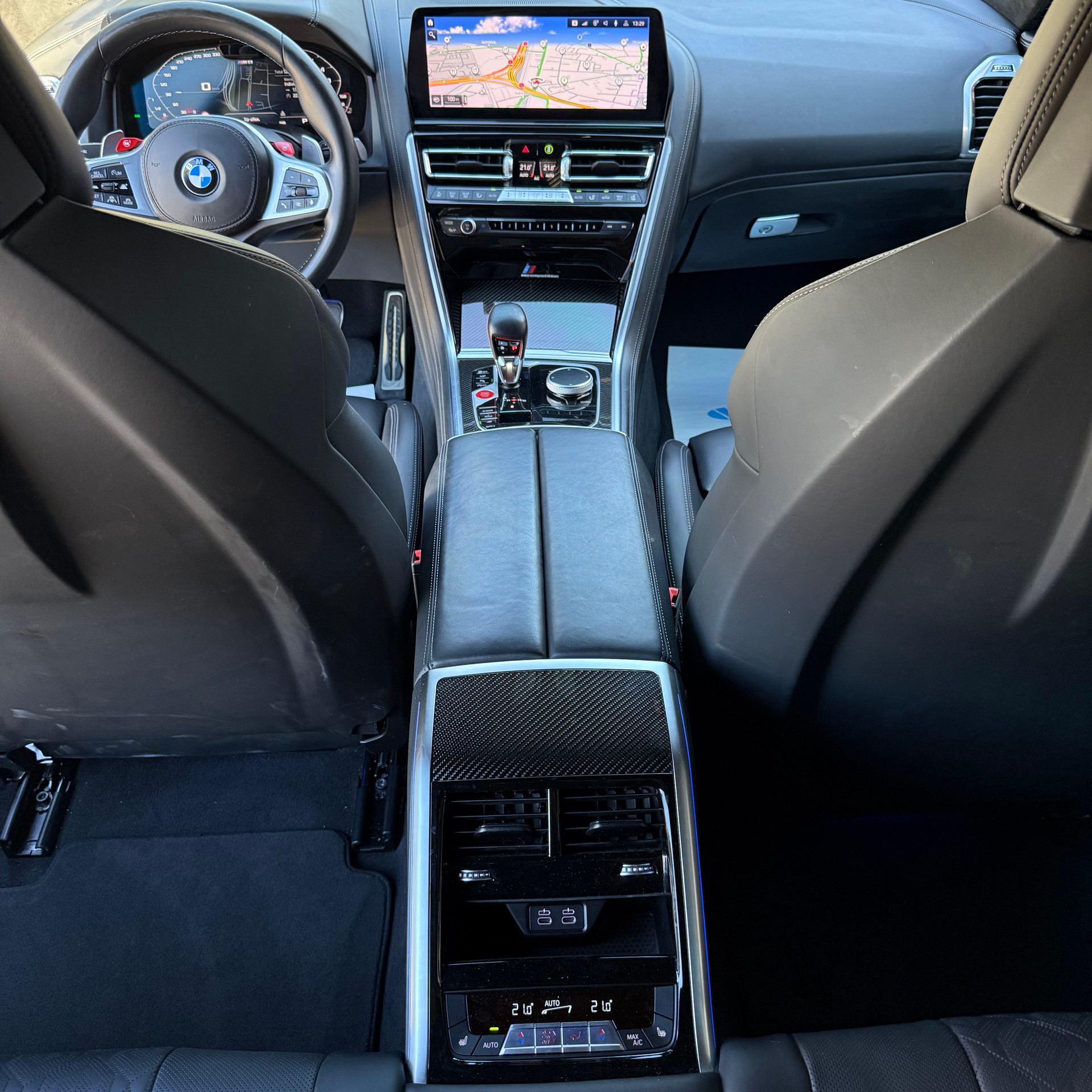 BMW M8 Gran Coupé xDrive M Competition Steptronic *CH-FAHRZEUG - 1. HAND - 4 JAHRE GARANTIE - GRATIS SERVICE*-image-10