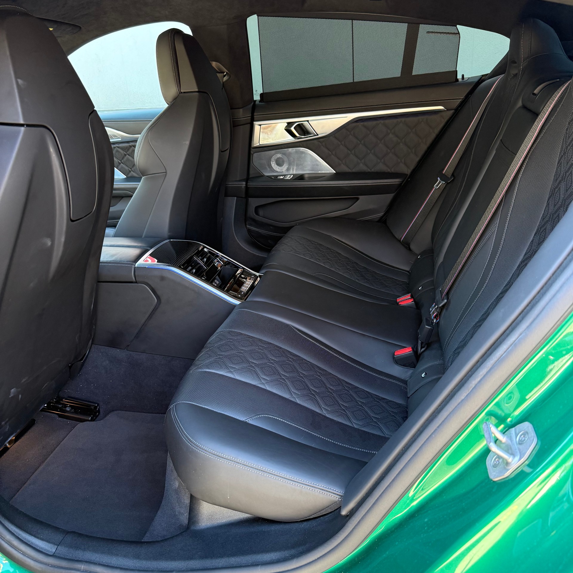 BMW M8 Gran Coupé xDrive M Competition Steptronic *CH-FAHRZEUG - 1. HAND - 4 JAHRE GARANTIE - GRATIS SERVICE*-image-7