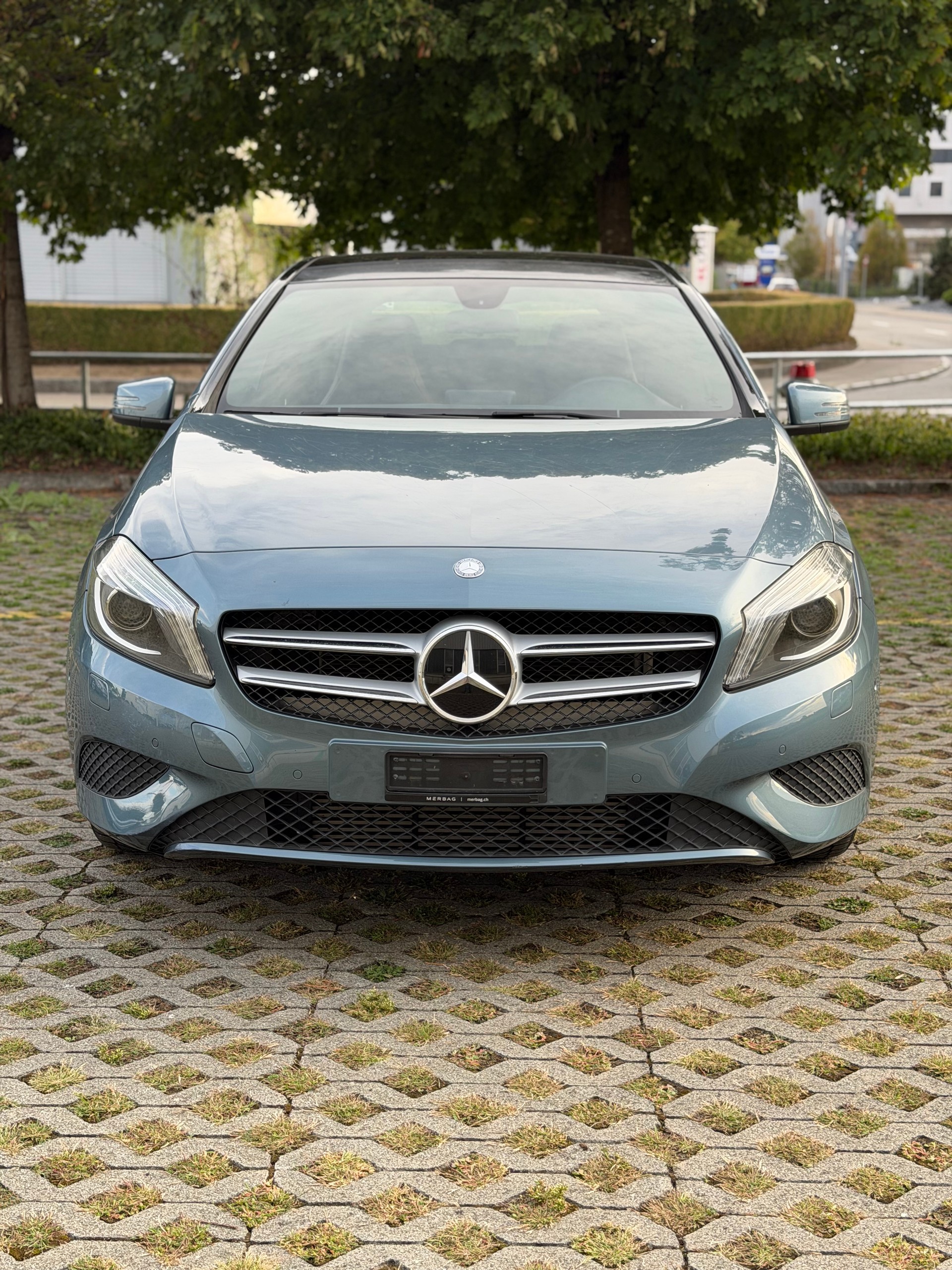 MERCEDES-BENZ A 220 CDI 4Matic 7G-DCT-showroom-element-1