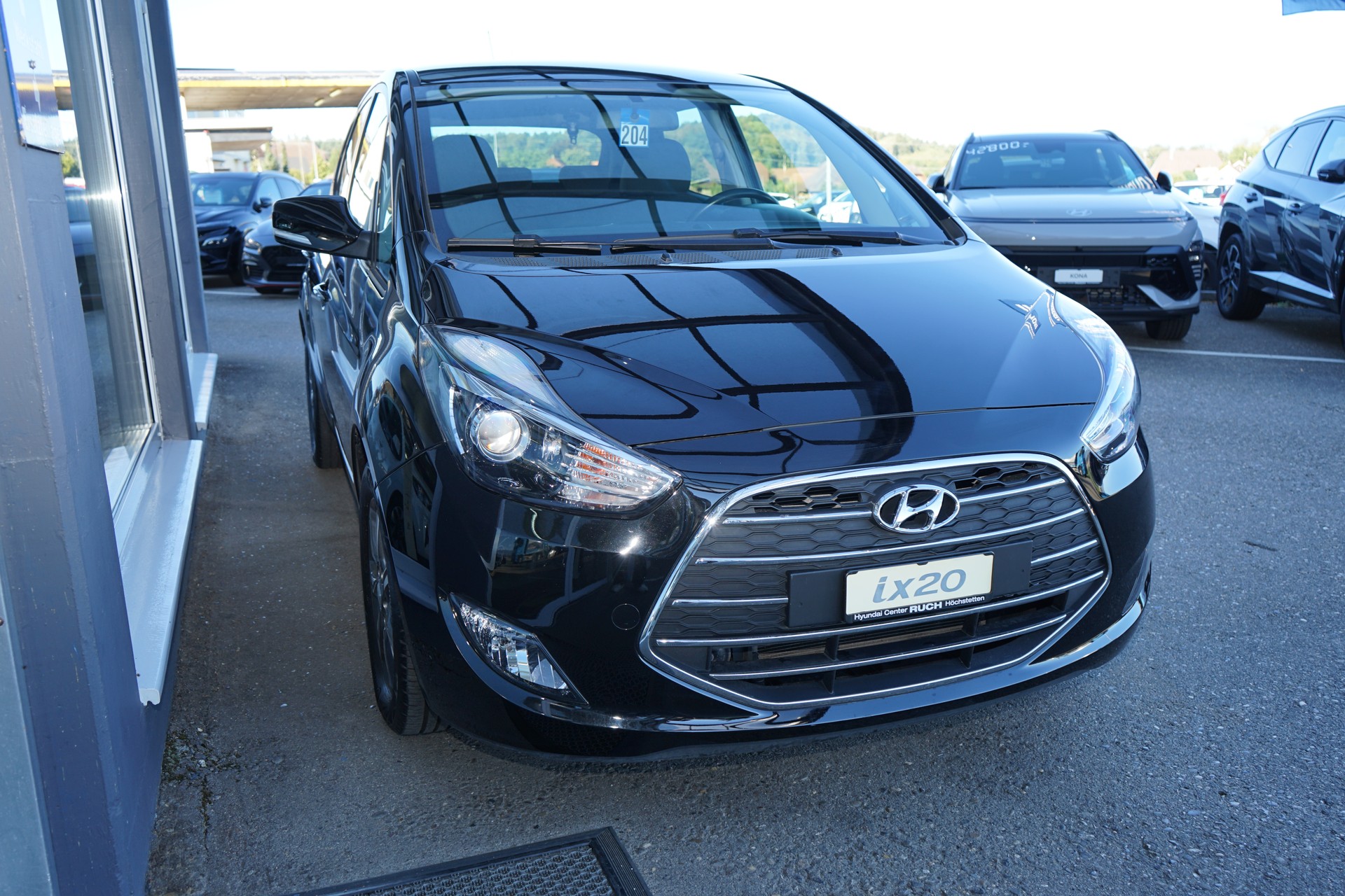 HYUNDAI iX20 1.6 Amplia Automatic-showroom-element-3
