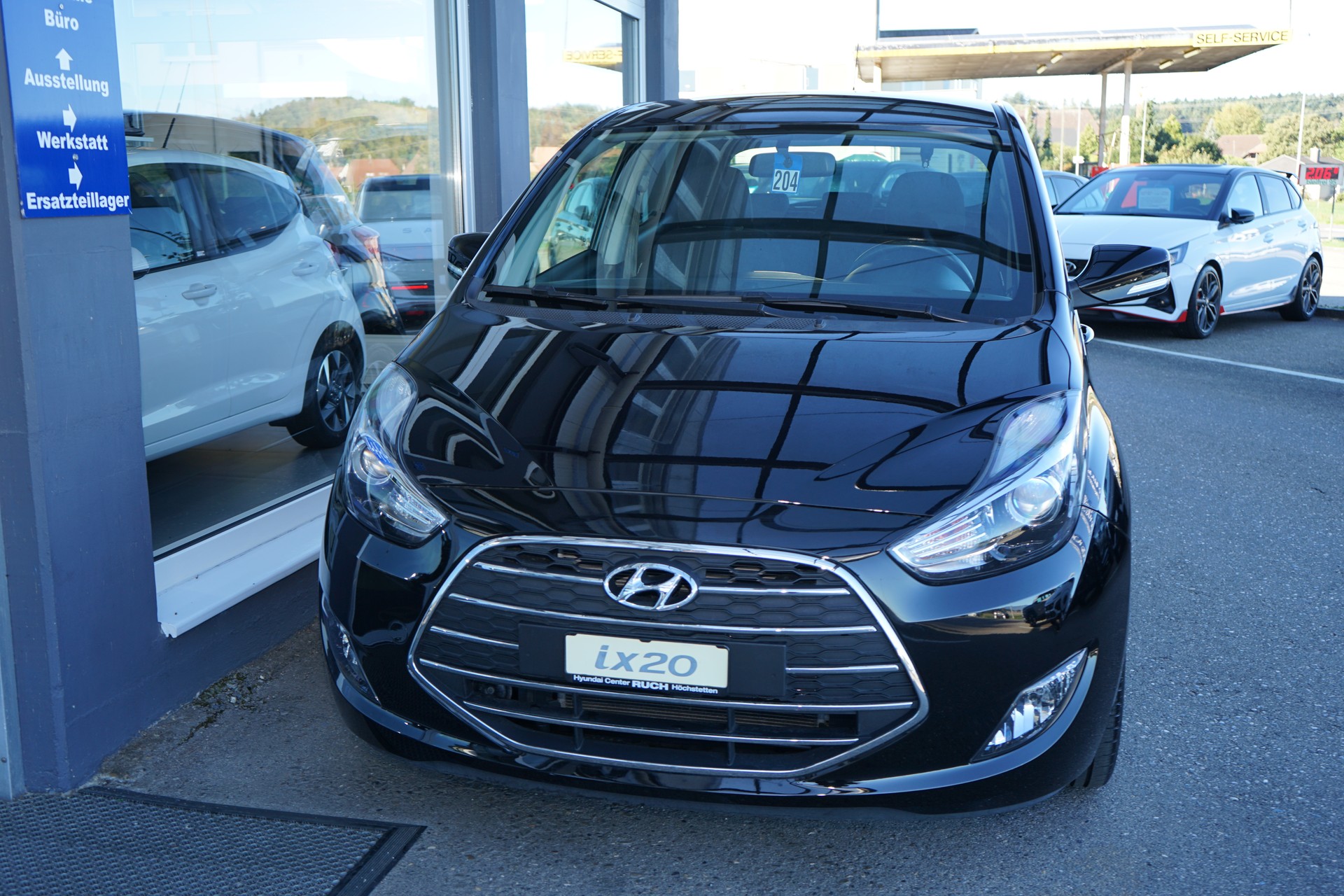 HYUNDAI iX20 1.6 Amplia Automatic-showroom-element-2