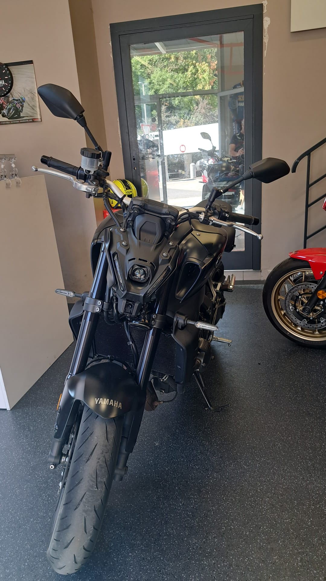YAMAHA MT-09-image-0