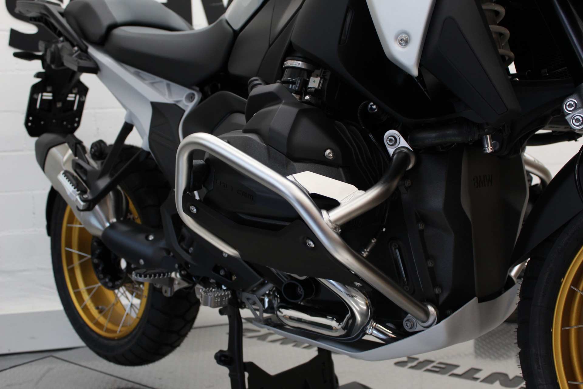 BMW R 1300 GS-image-7