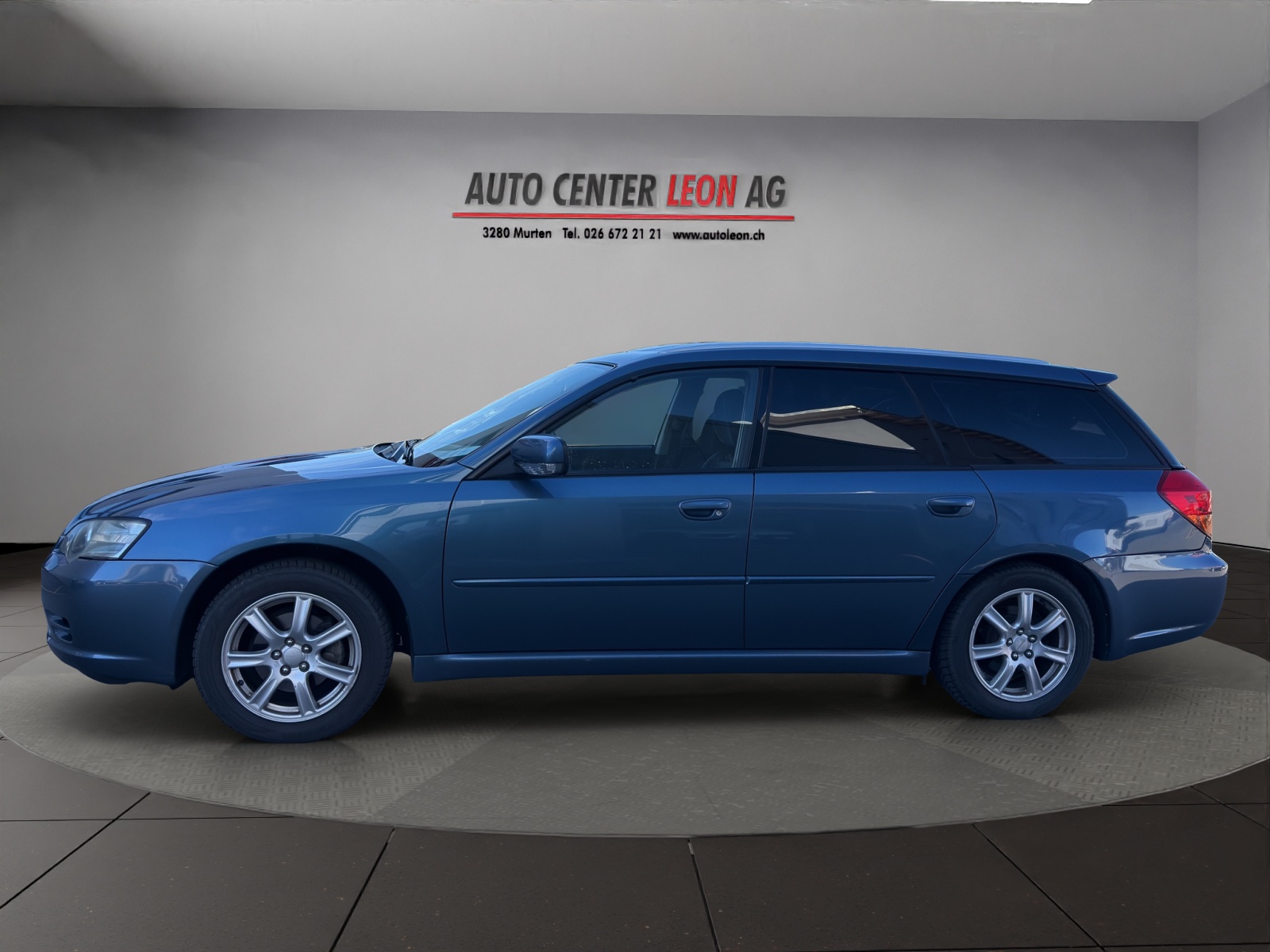 SUBARU Legacy 2.5i AWD Classic-showroom-element-2