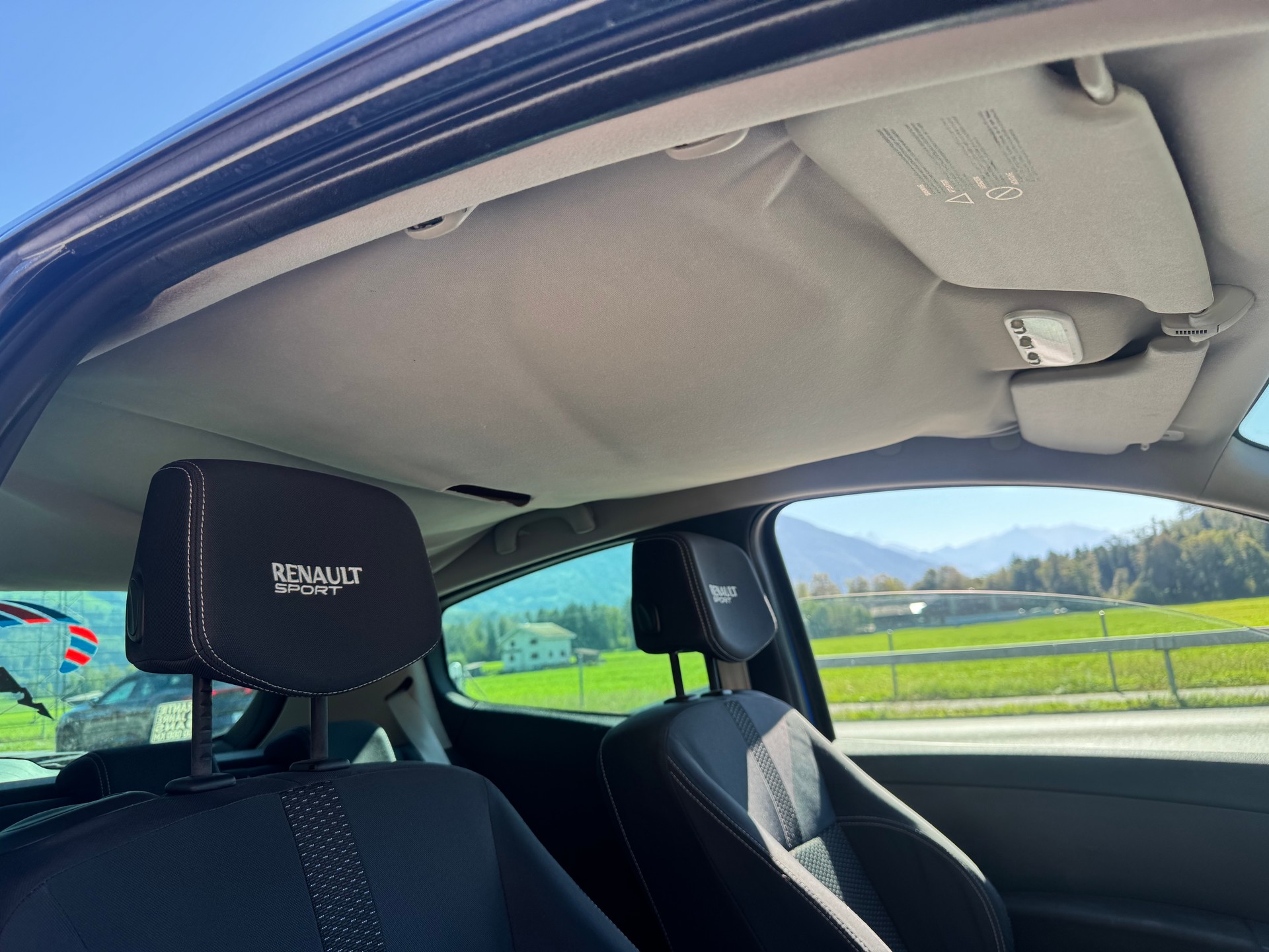 RENAULT Clio 2.0 16V Sport-image-7