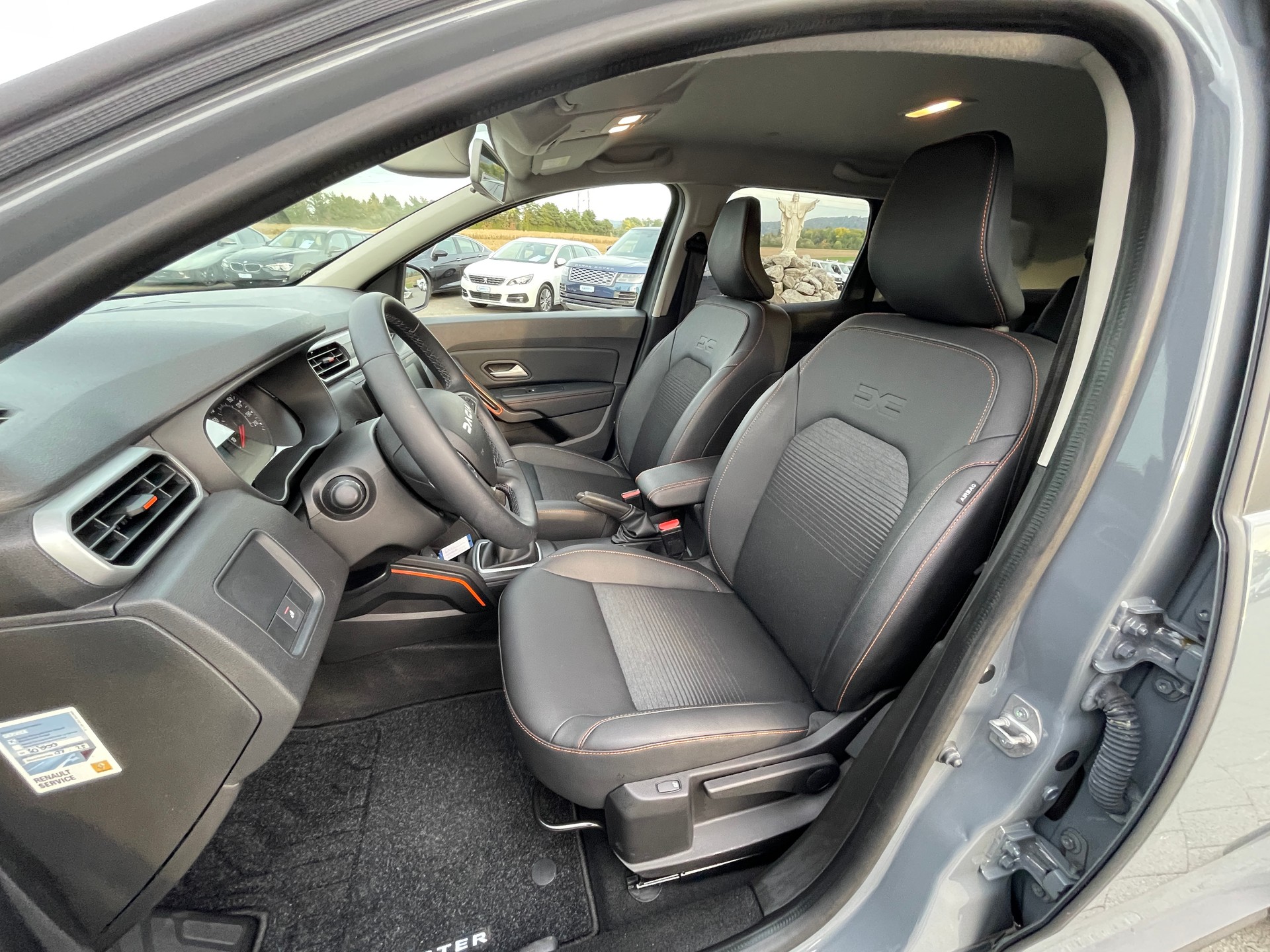 DACIA Duster TCe 150 Extreme EDC 4x2-image-12