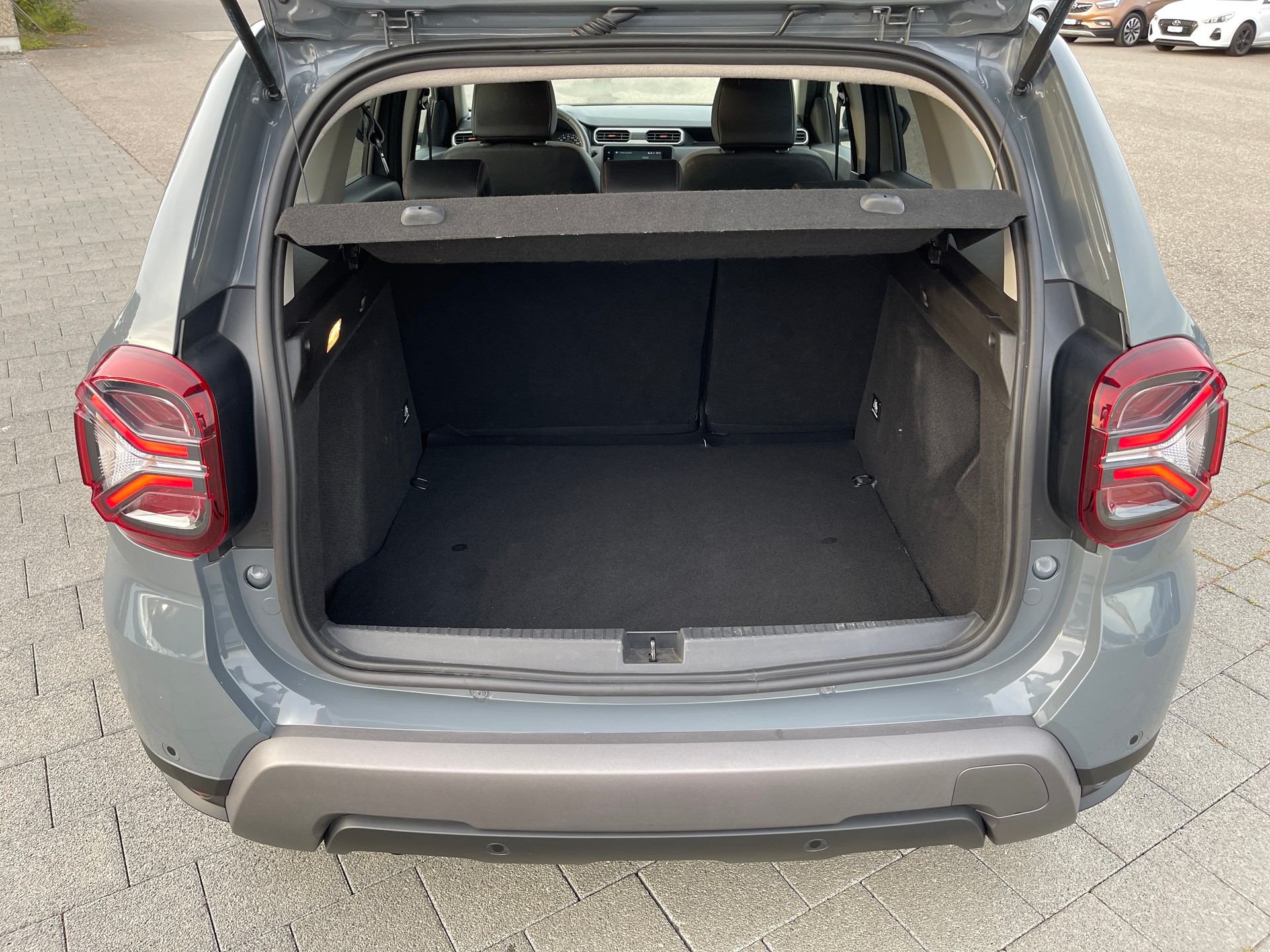 DACIA Duster TCe 150 Extreme EDC 4x2-image-14