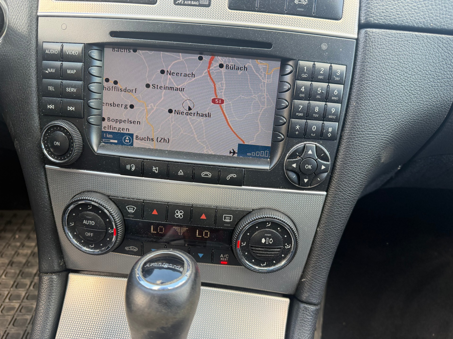 MERCEDES-BENZ CLK 350 Avantgarde 7G-Tronic-image-15