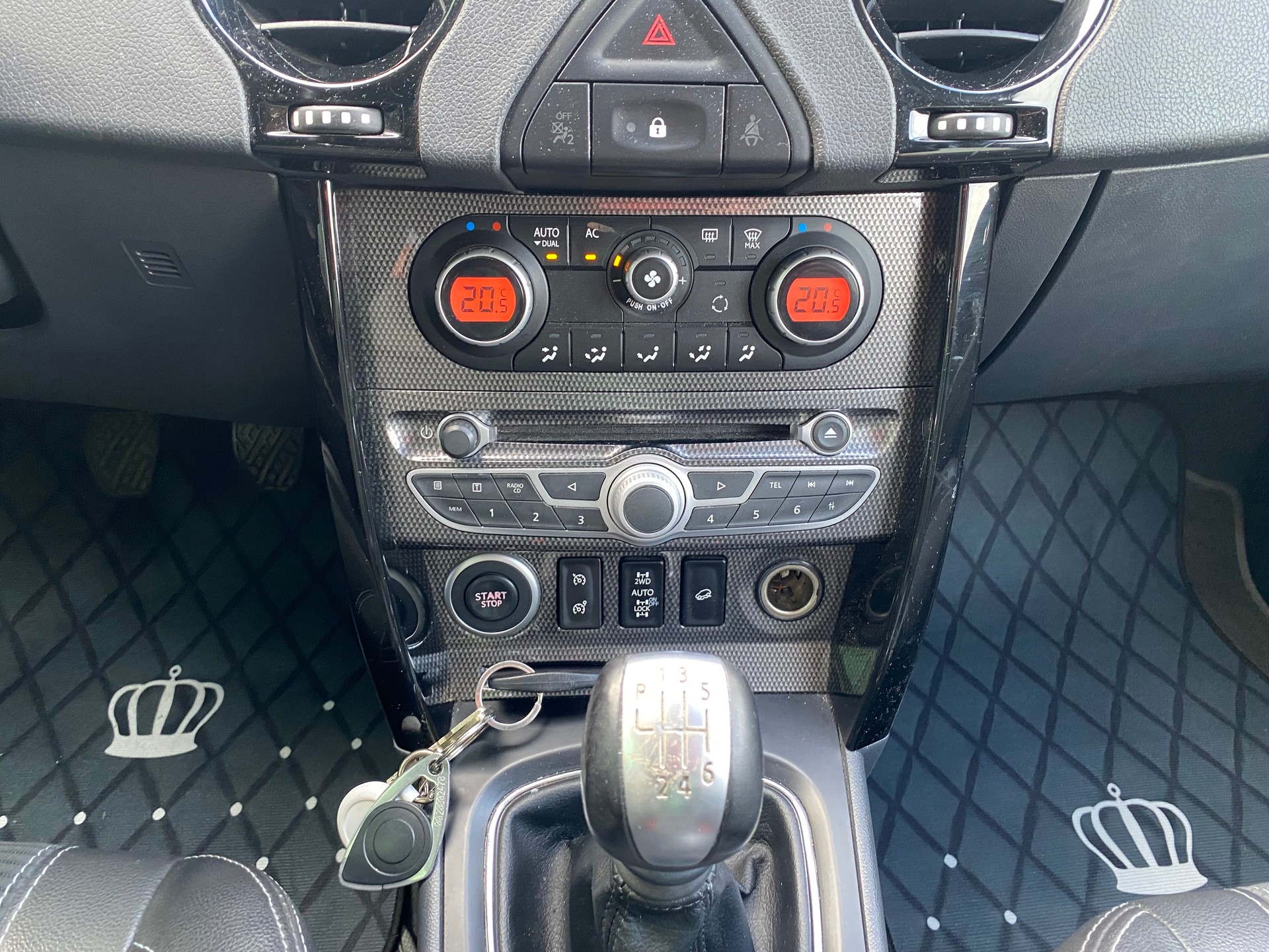 RENAULT Koleos 2.5 Bose 4x4-image-24