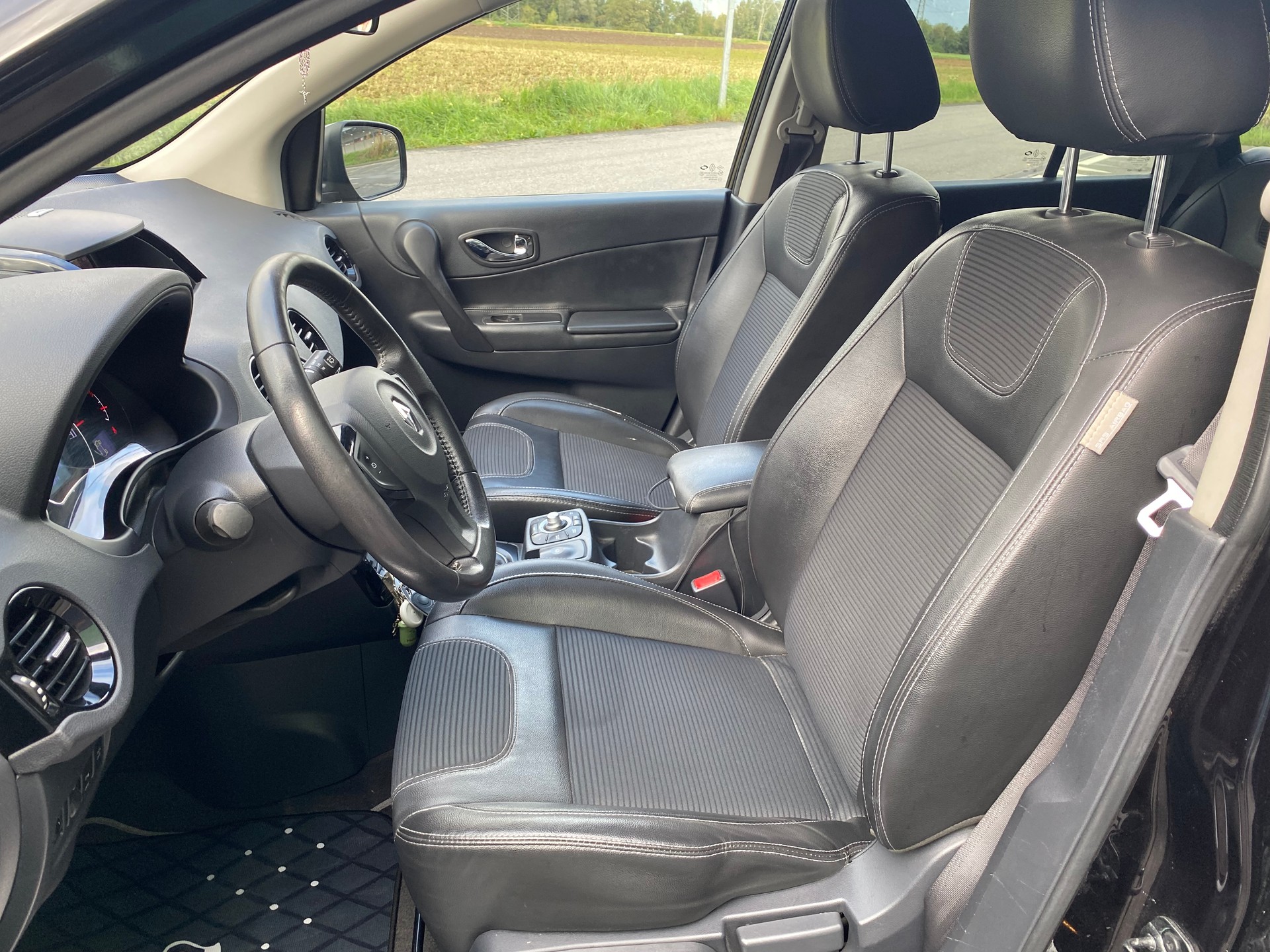 RENAULT Koleos 2.5 Bose 4x4-image-16