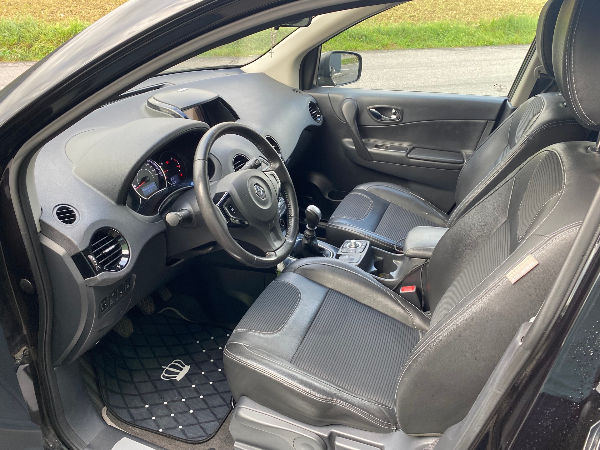 RENAULT Koleos 2.5 Bose 4x4-image-15