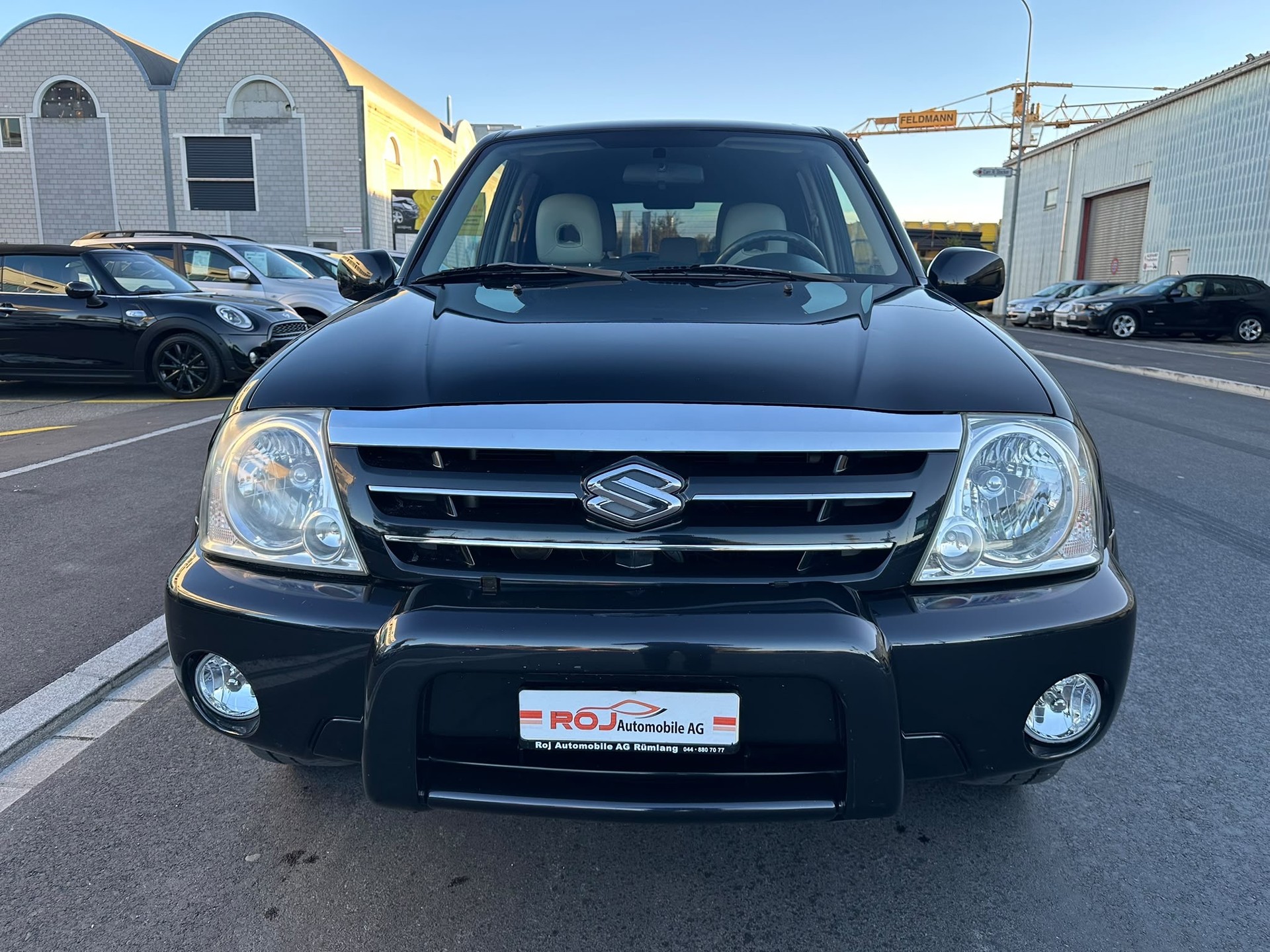 SUZUKI Grand Vitara 2.7 V6 Wagon-showroom-element-2