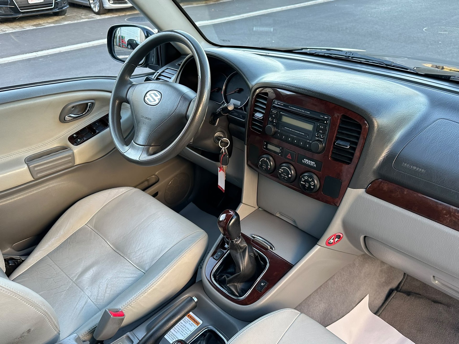 SUZUKI Grand Vitara 2.7 V6 Wagon-image-12