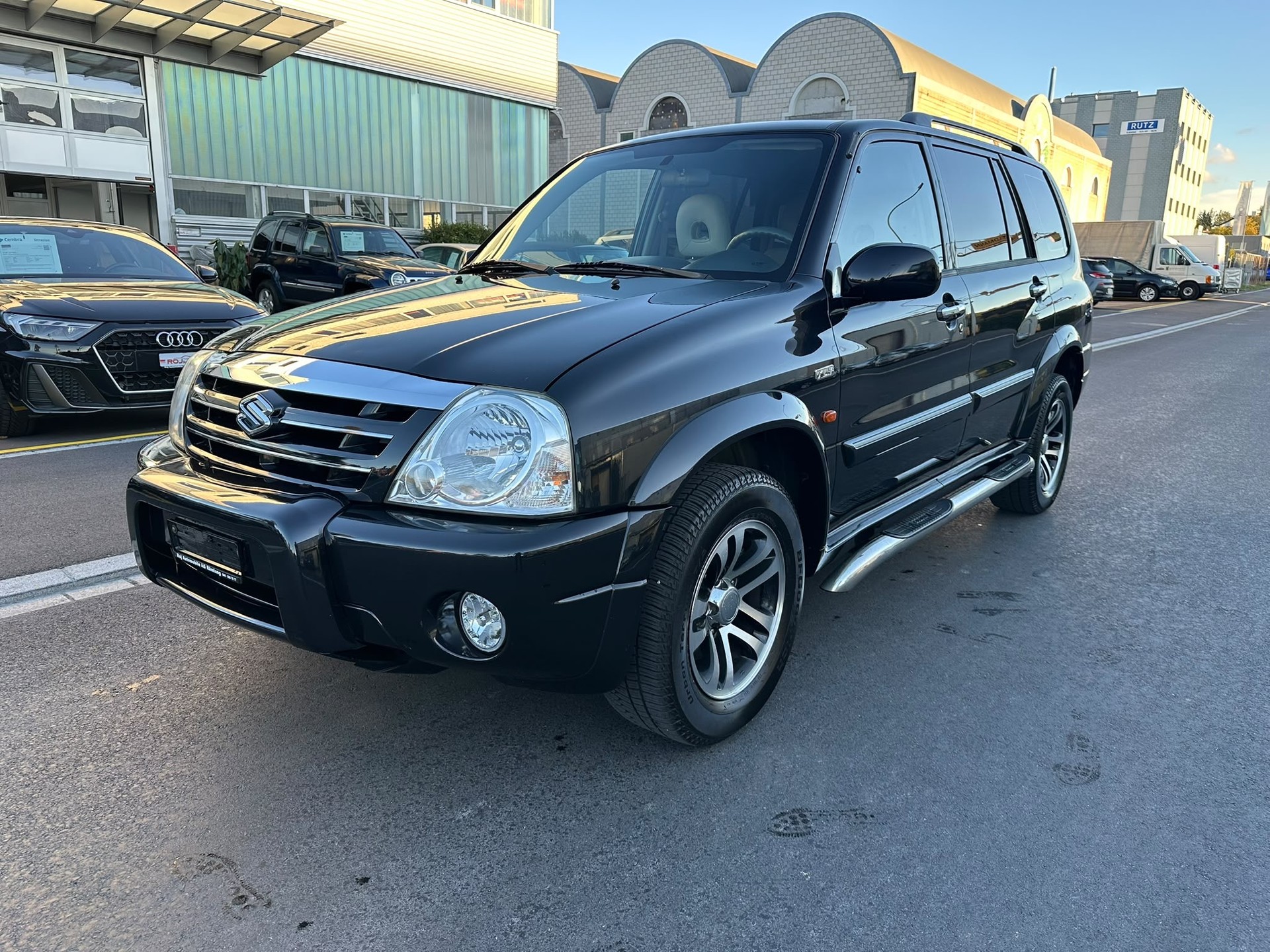 SUZUKI Grand Vitara 2.7 V6 Wagon-showroom-element-1