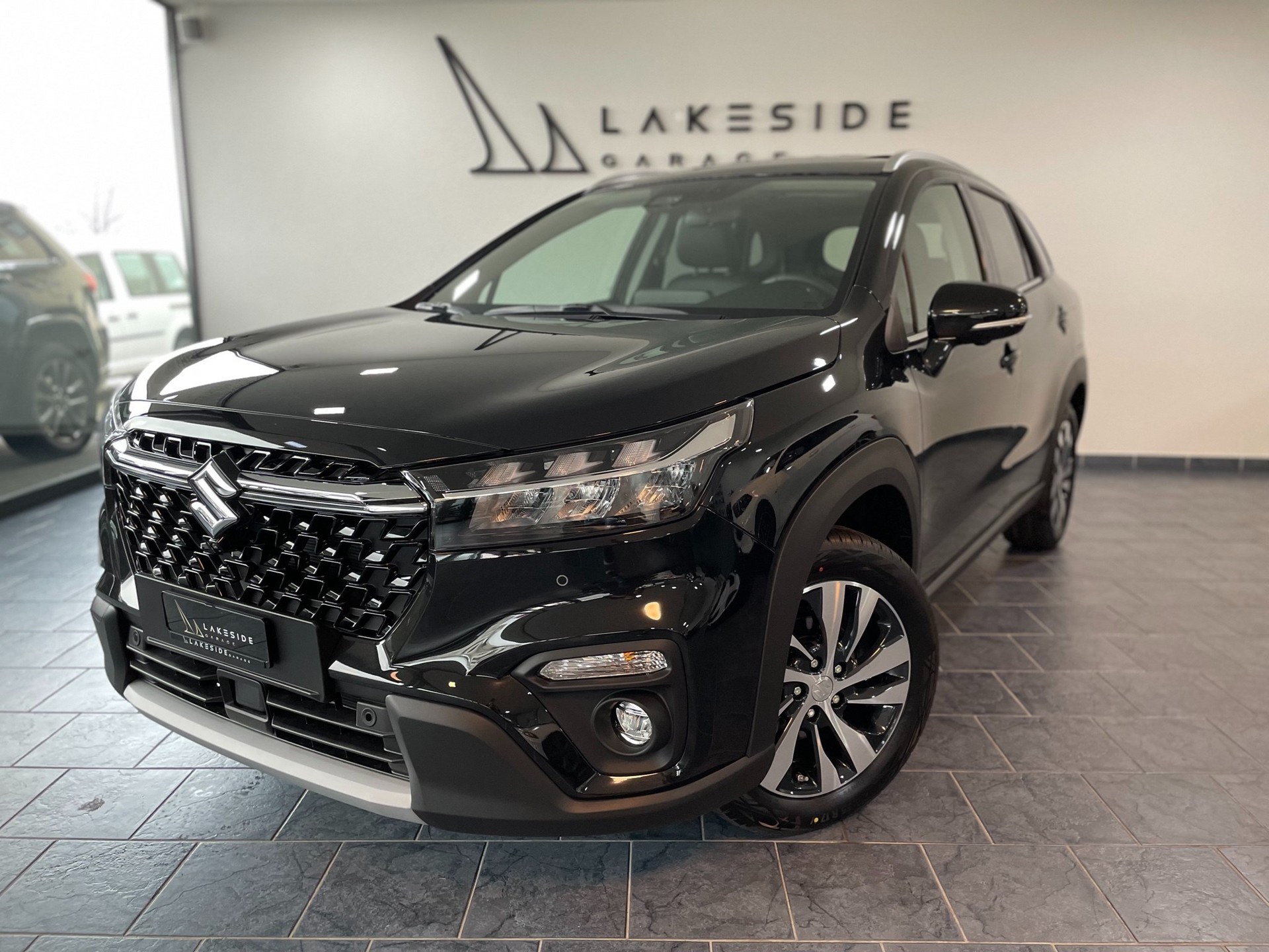 SUZUKI S-Cross 1.5 Compact Top Hybrid-image-5