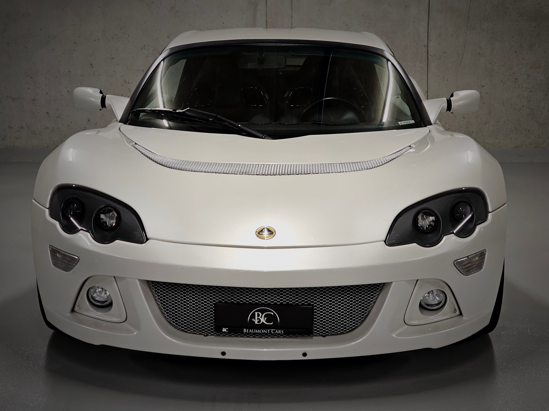 LOTUS Europa SE-showroom-element-3