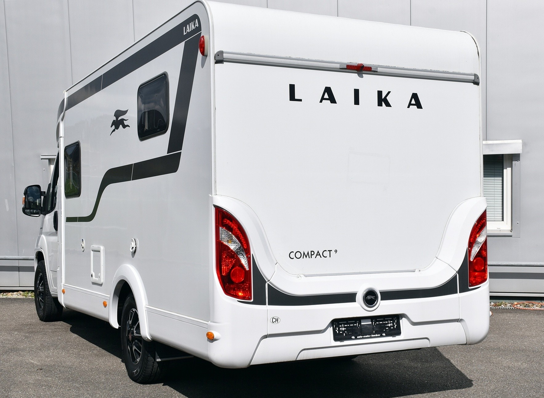 LAIKA KOSMO COMPACT V9 2,2 DIESEL FIAT DUCATO MJ 140-image-3