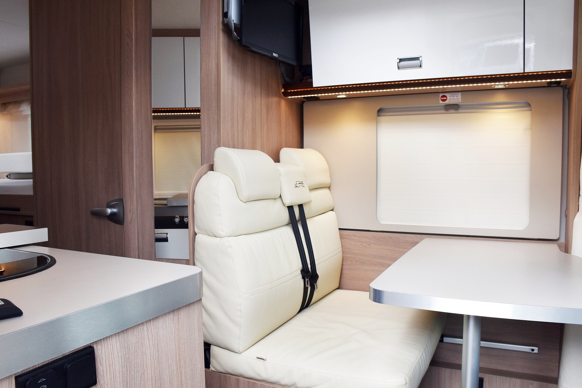 LAIKA KOSMO COMPACT V9 2,2 DIESEL FIAT DUCATO MJ 140-image-8