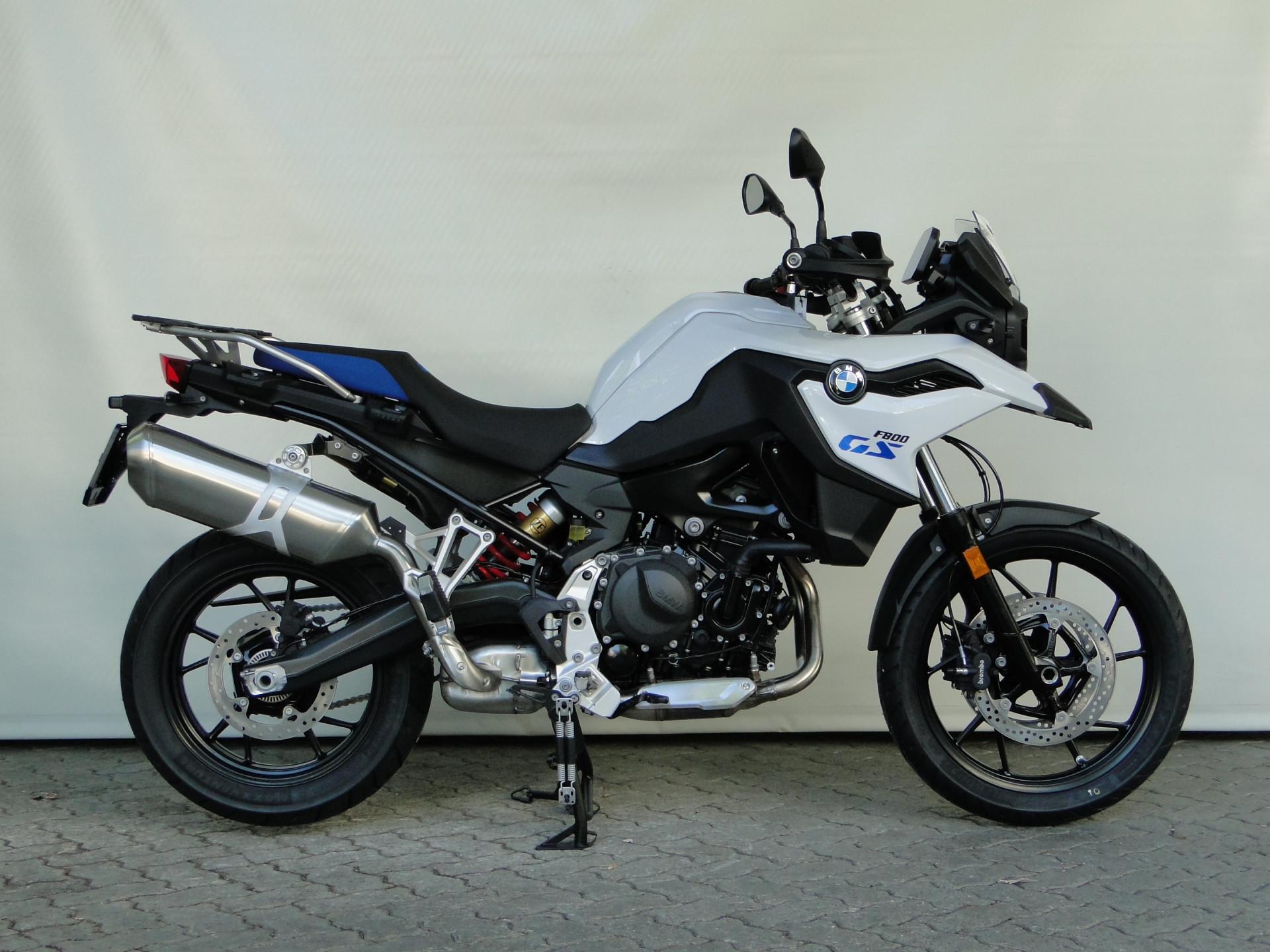 BMW F 800 GS-image-1