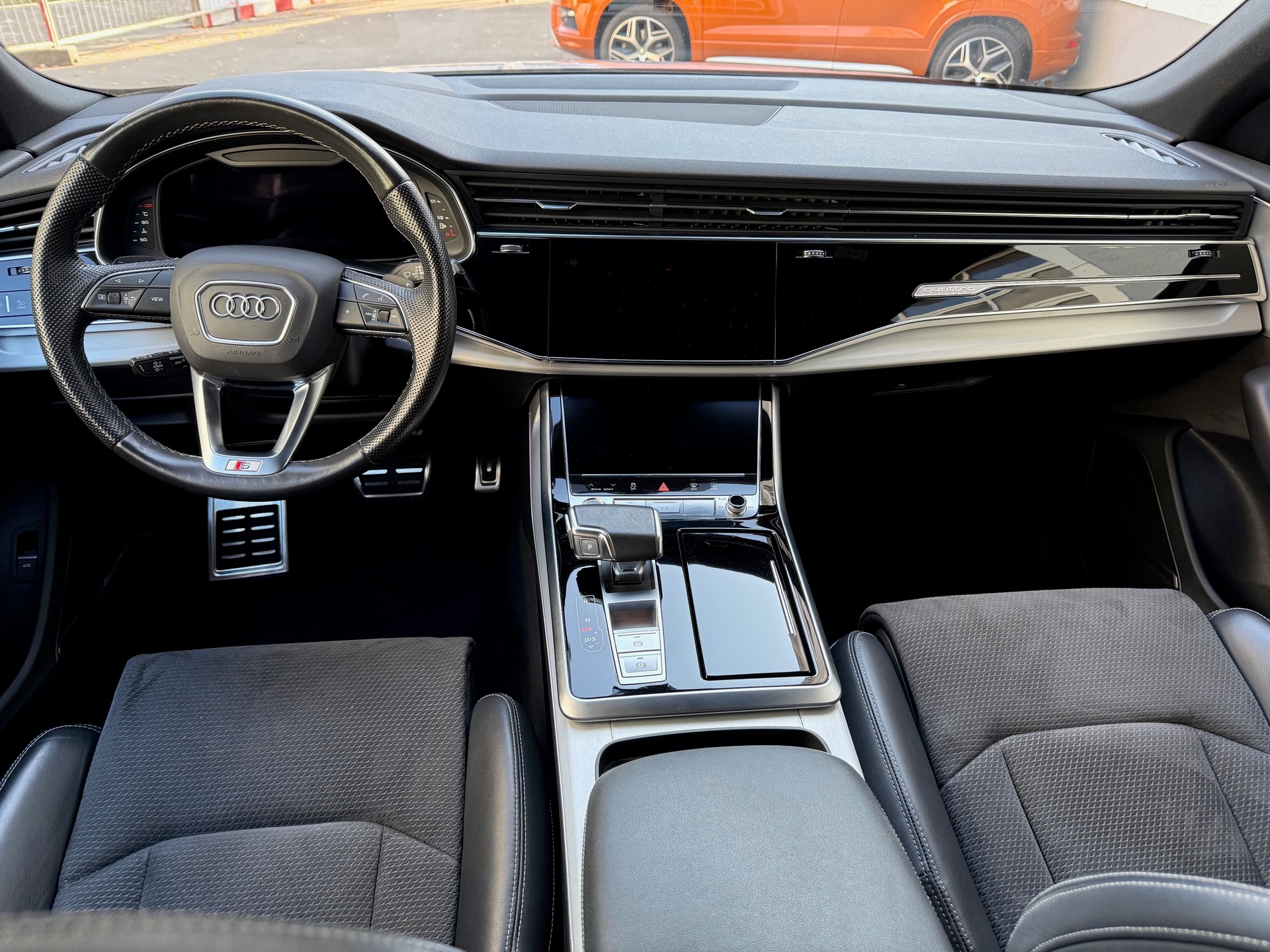 AUDI Q8 50 TDI quattro tiptronic-image-10