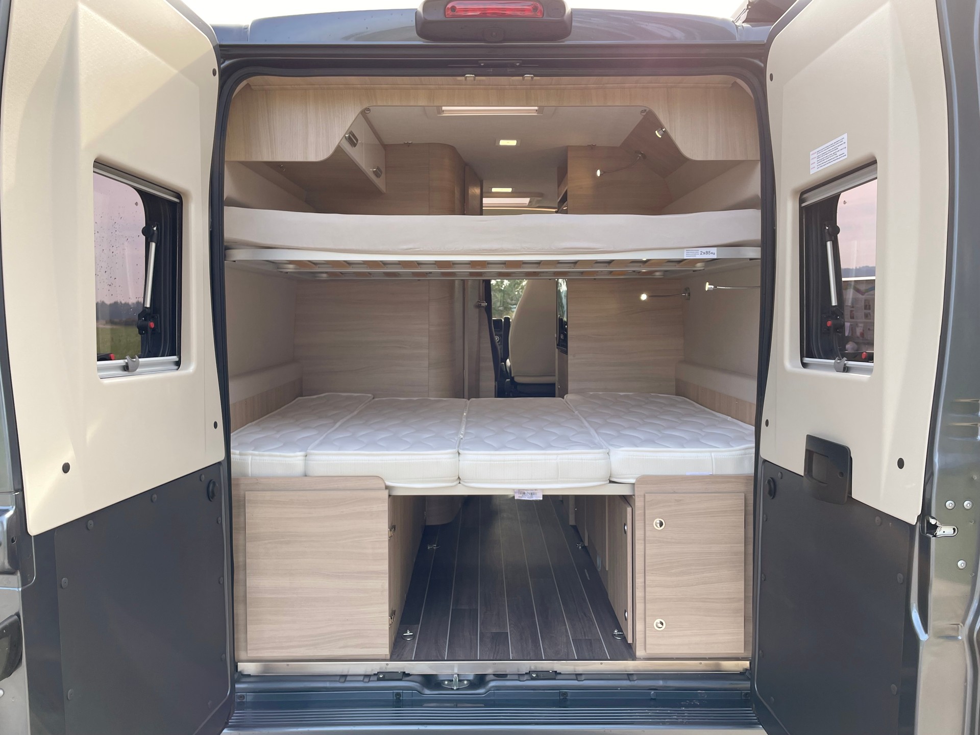 CI CARAVANSINTERNATIONAL Kyros 5 EVO mit Citroen Type H Bodykit-image-7
